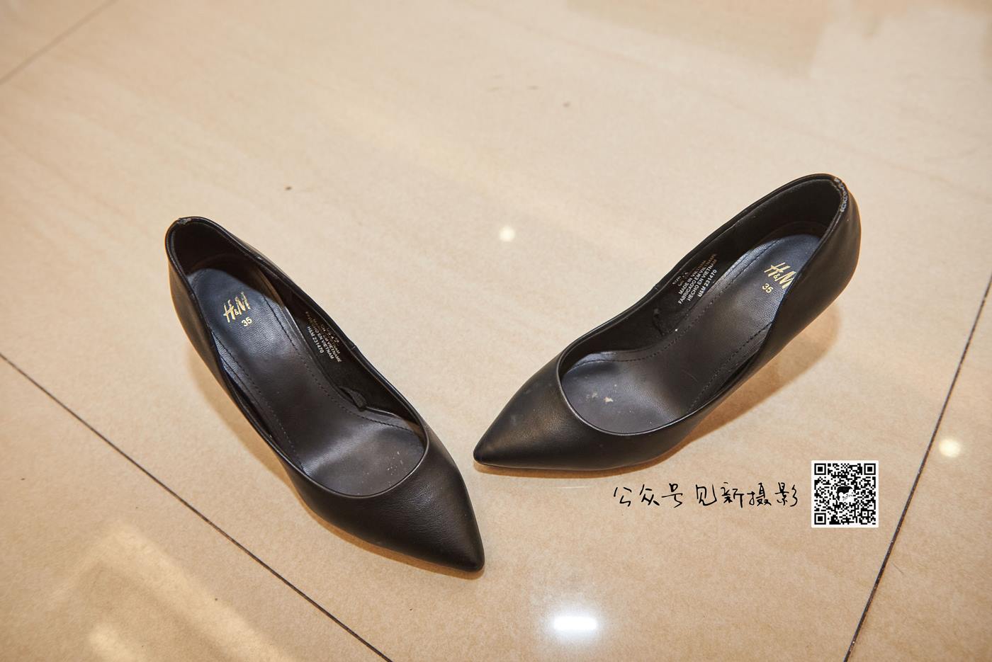 图片[101]-[见新摄影]NO.045 小江-白领制服裸足高跟 [138P] – 速更版-美库