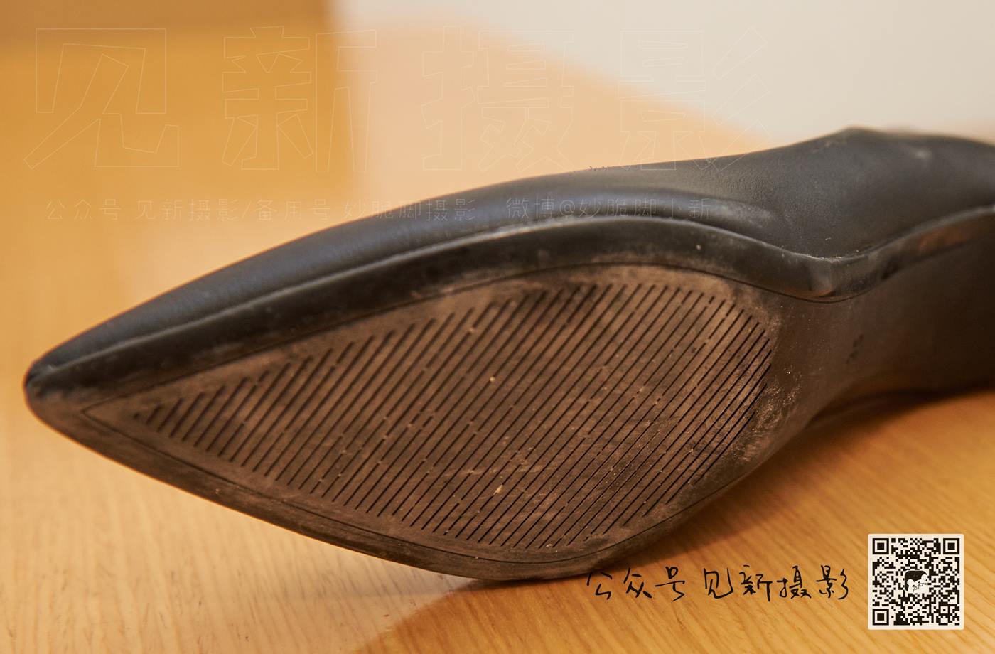 图片[113]-[见新摄影]NO.045 小江-白领制服裸足高跟 [138P] – 速更版-美库