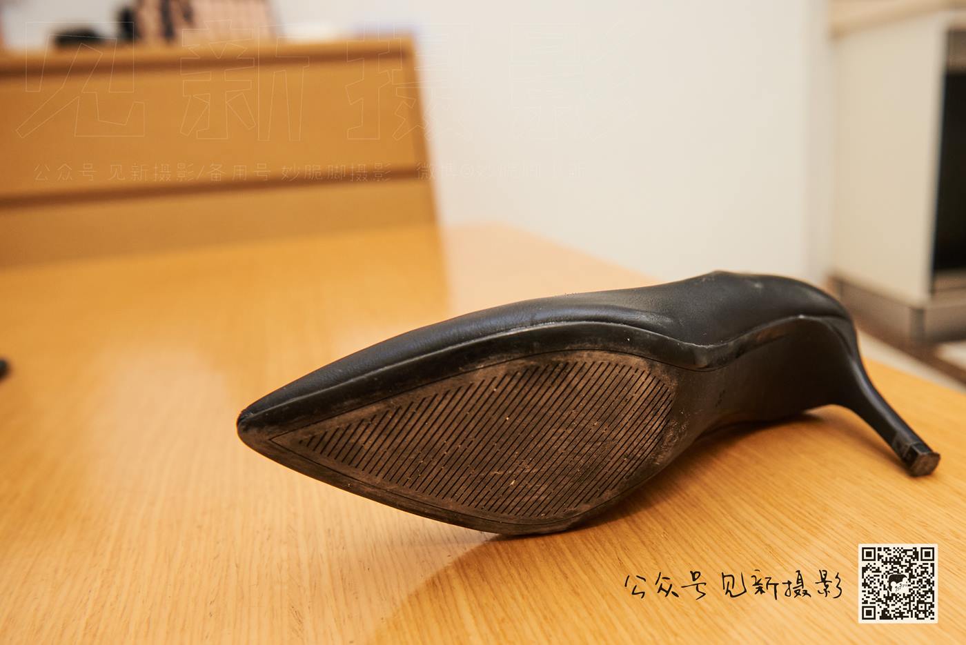 图片[112]-[见新摄影]NO.045 小江-白领制服裸足高跟 [138P] – 速更版-美库