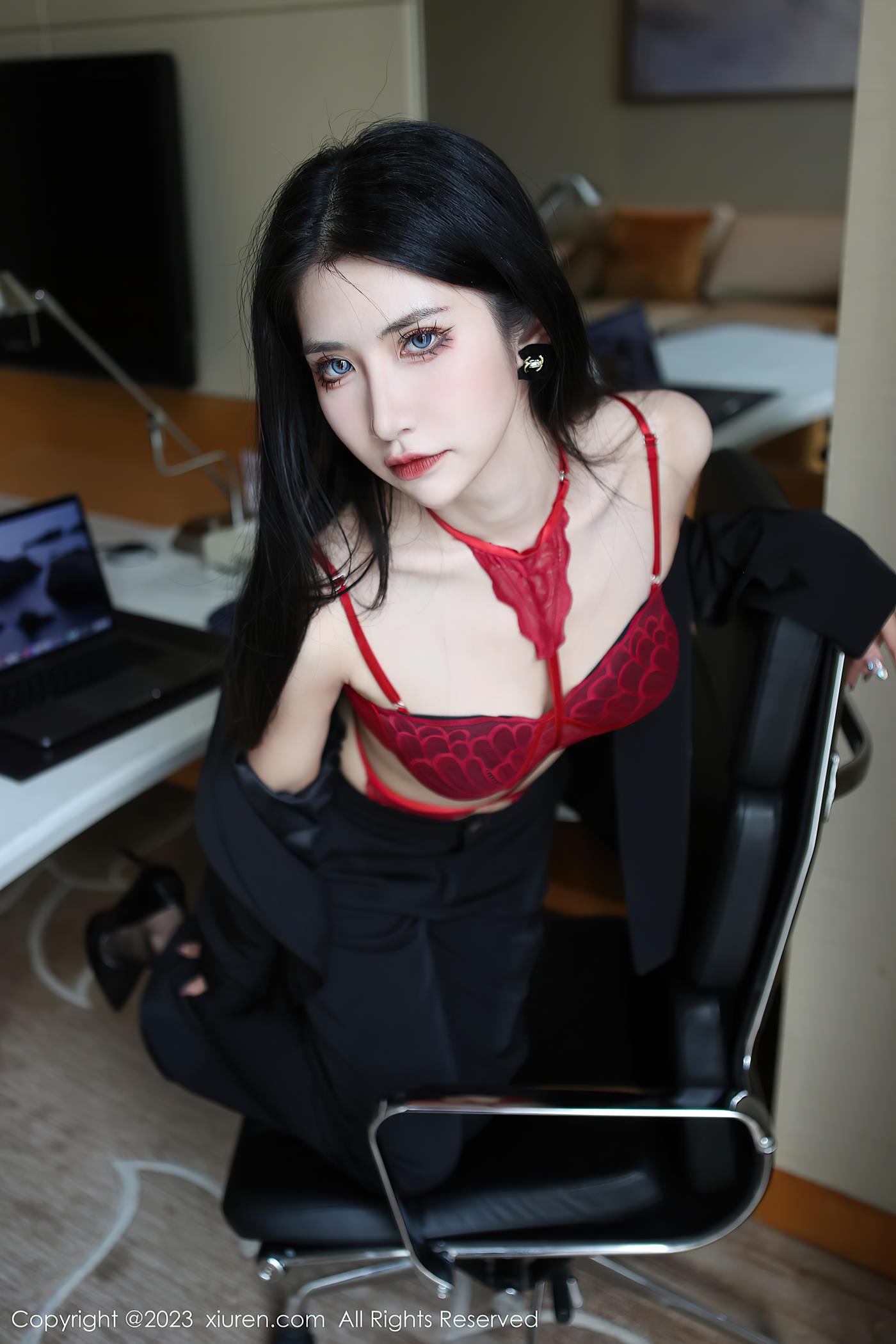 图片[20]-[Xiuren秀人网]2023.03.13 NO.6402 依娜Yina[92+1P] – 速更版-美库