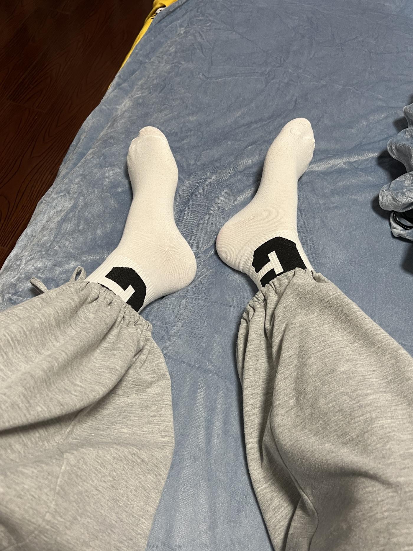 图片[26]-[誉铭传媒]袜足摄影 2023年《04月整合作品》[130P] – 速更版-美库