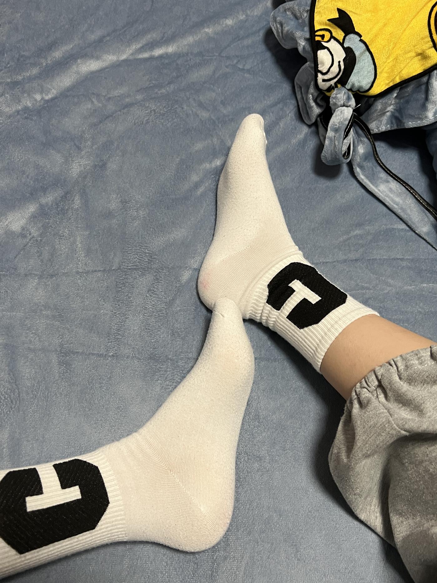 图片[31]-[誉铭传媒]袜足摄影 2023年《04月整合作品》[130P] – 速更版-美库