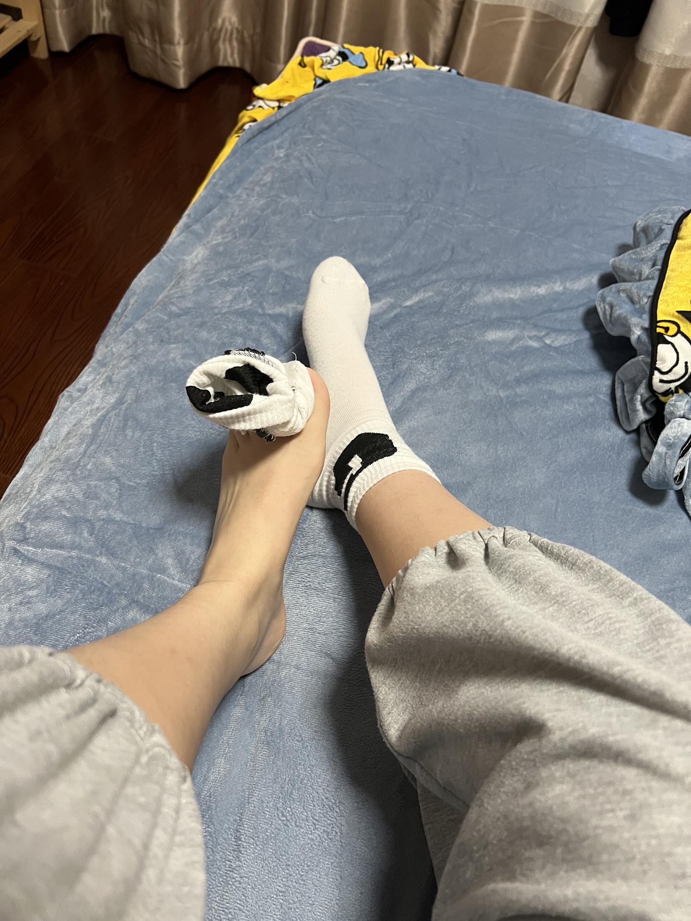 图片[38]-[誉铭传媒]袜足摄影 2023年《04月整合作品》[130P] – 速更版-美库