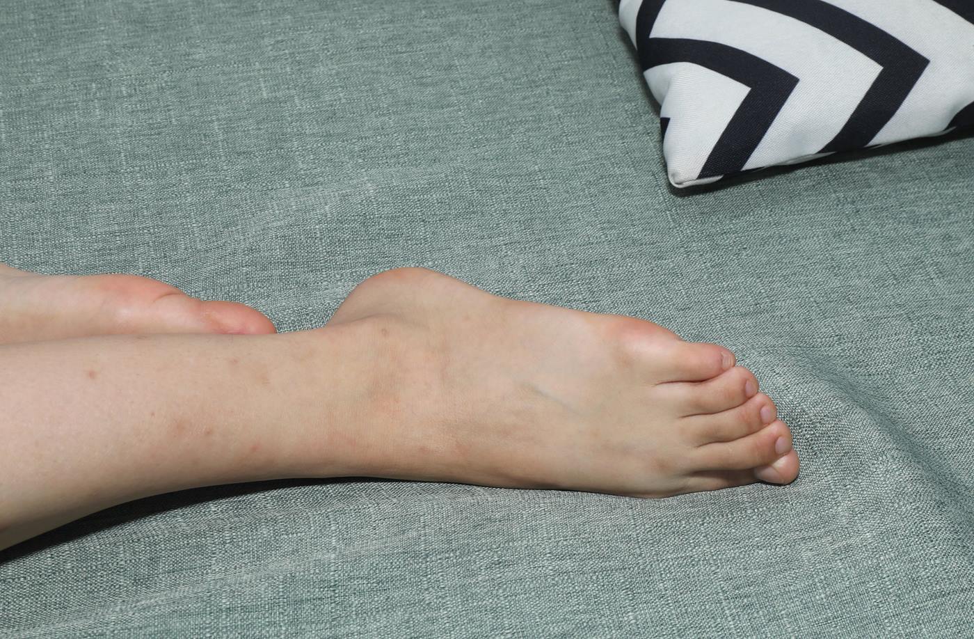 图片[58]-[Pary学生模拍] No.061 海源展示37码嫩白小脚 [61P] – 速更版-美库