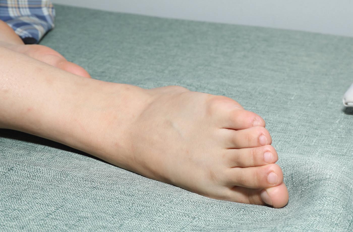 图片[59]-[Pary学生模拍] No.061 海源展示37码嫩白小脚 [61P] – 速更版-美库