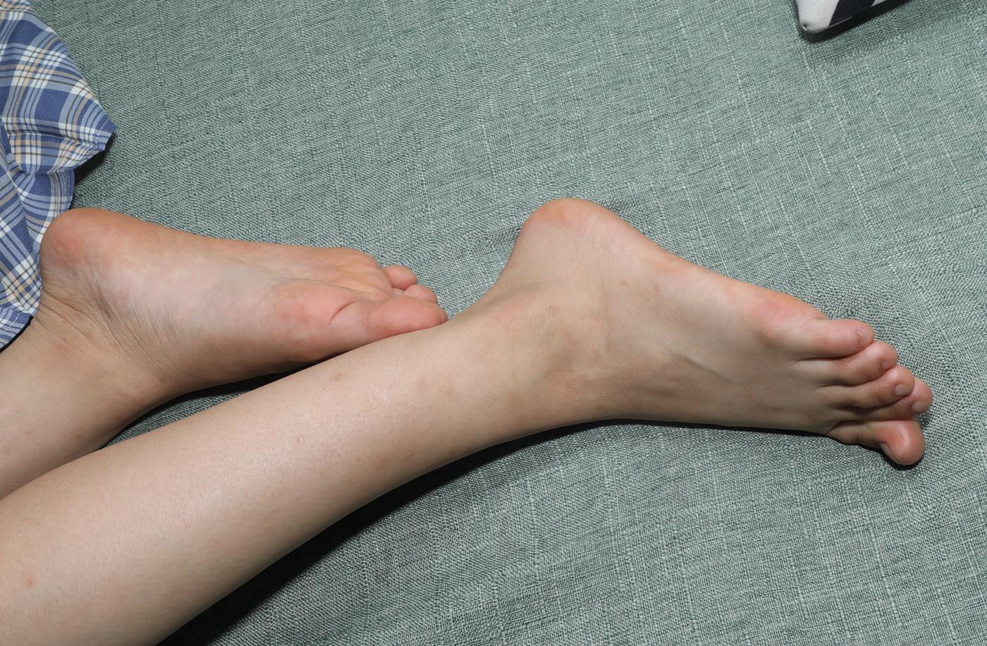 图片[62]-[Pary学生模拍] No.061 海源展示37码嫩白小脚 [61P] – 速更版-美库