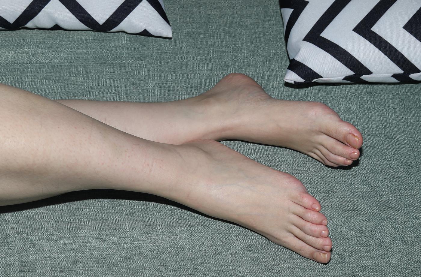 图片[95]-[Pary学生模拍] No.060 小欧老师展示38码大白脚 [97P] – 速更版-美库