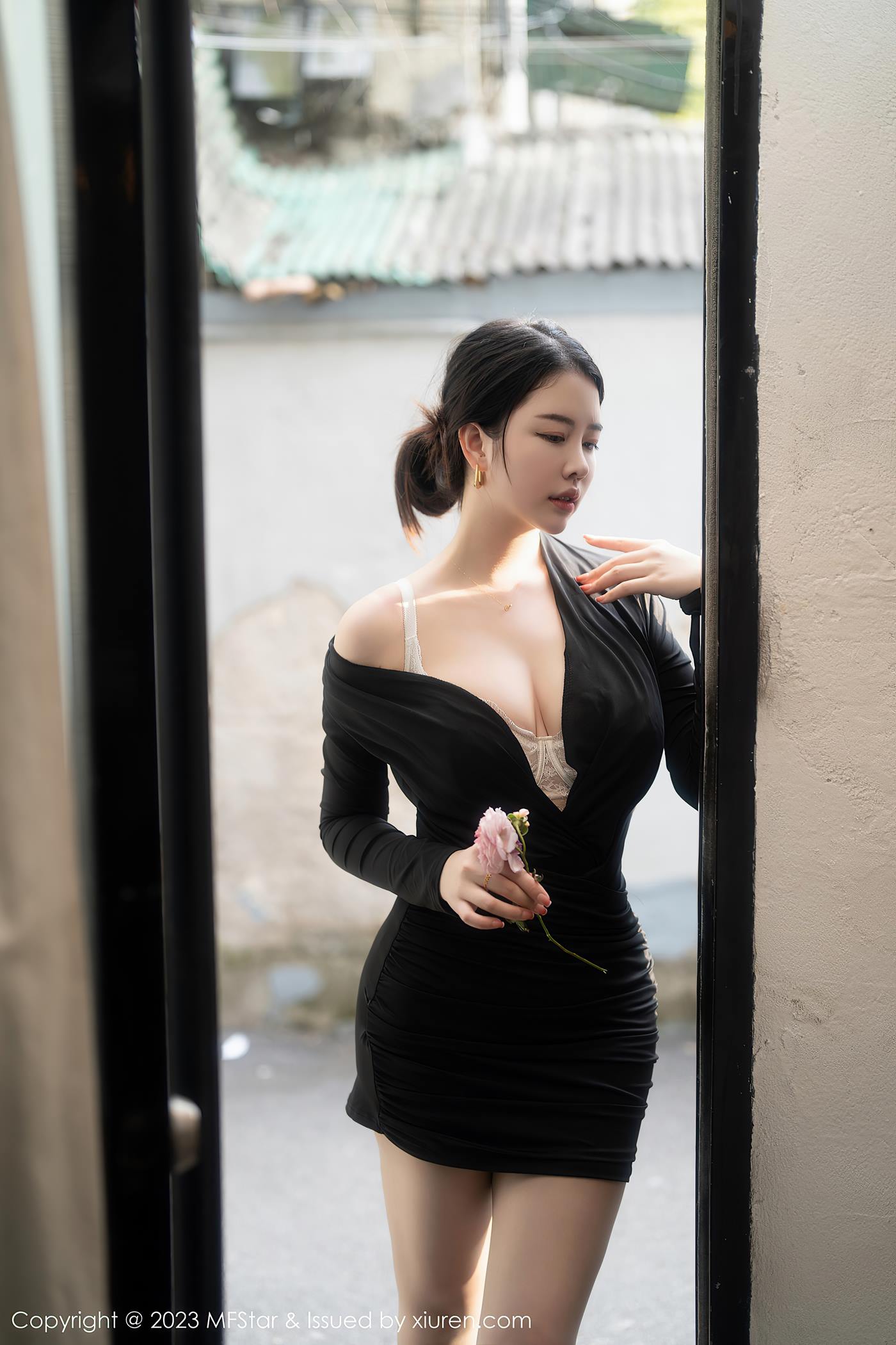 图片[11]-[MFStar模范学院] 2023.03.21 VOL.596 樱桃小犊子 丰腴美臀[44P] – 速更版-美库