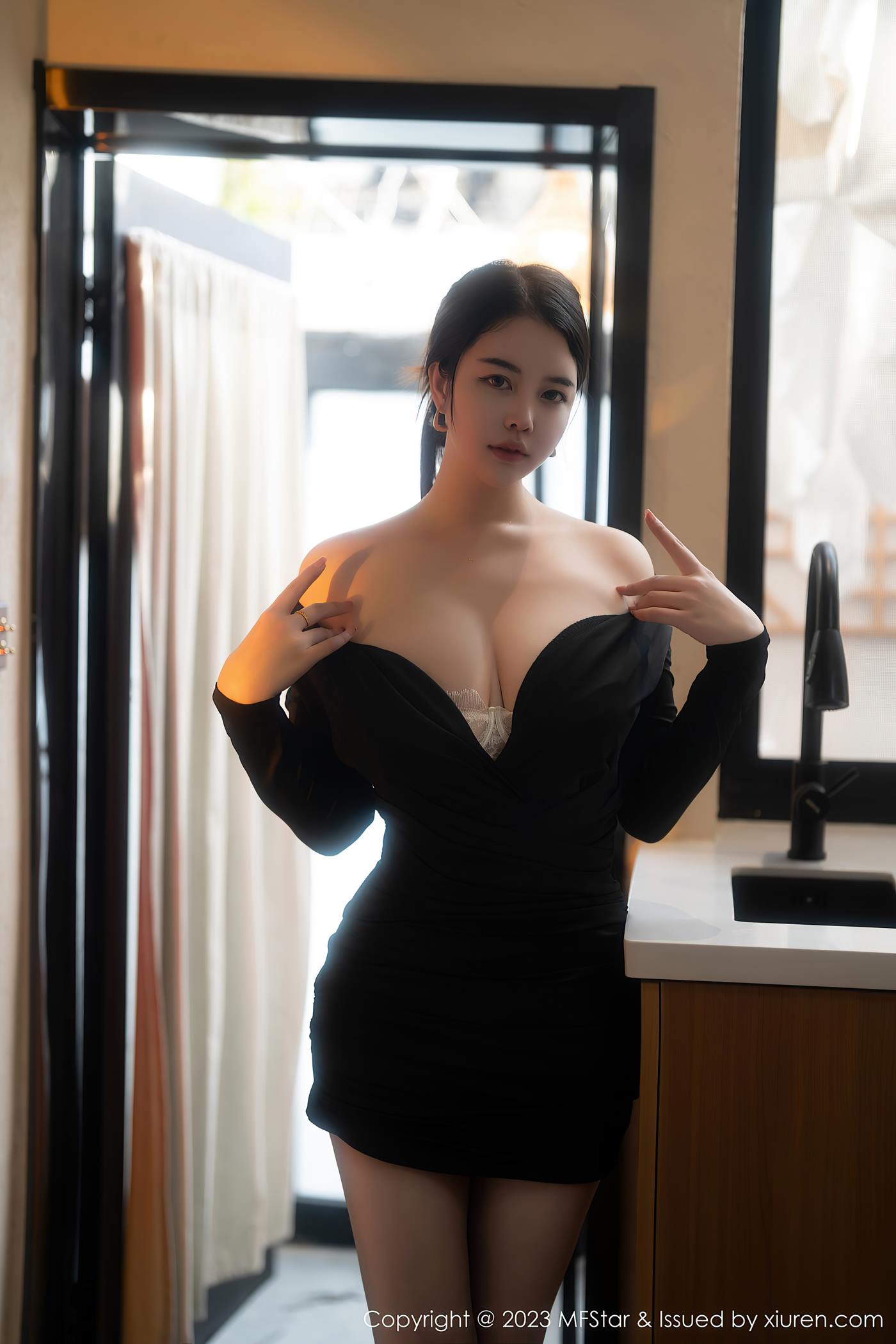 图片[14]-[MFStar模范学院] 2023.03.21 VOL.596 樱桃小犊子 丰腴美臀[44P] – 速更版-美库