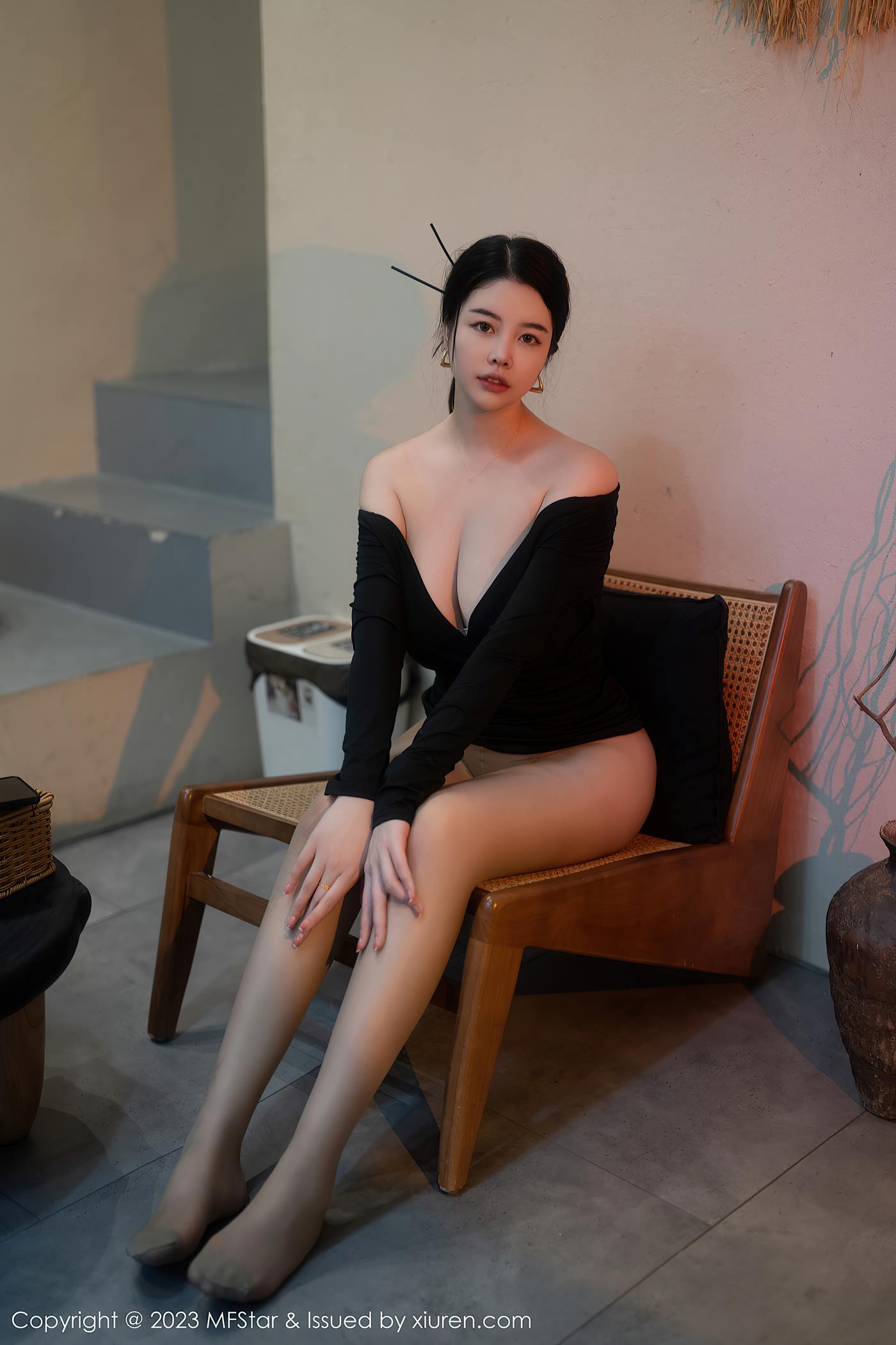 图片[27]-[MFStar模范学院] 2023.03.21 VOL.596 樱桃小犊子 丰腴美臀[44P] – 速更版-美库