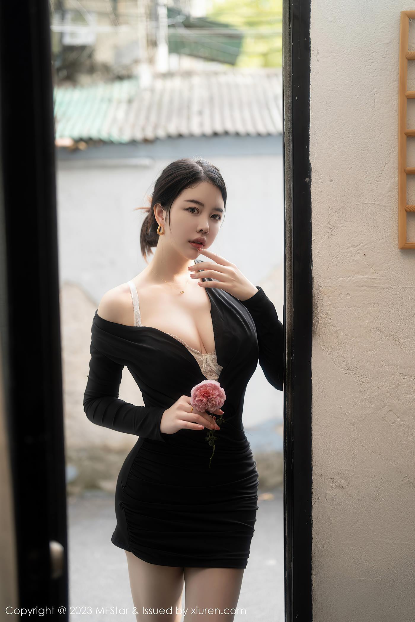 图片[37]-[MFStar模范学院] 2023.03.21 VOL.596 樱桃小犊子 丰腴美臀[44P] – 速更版-美库