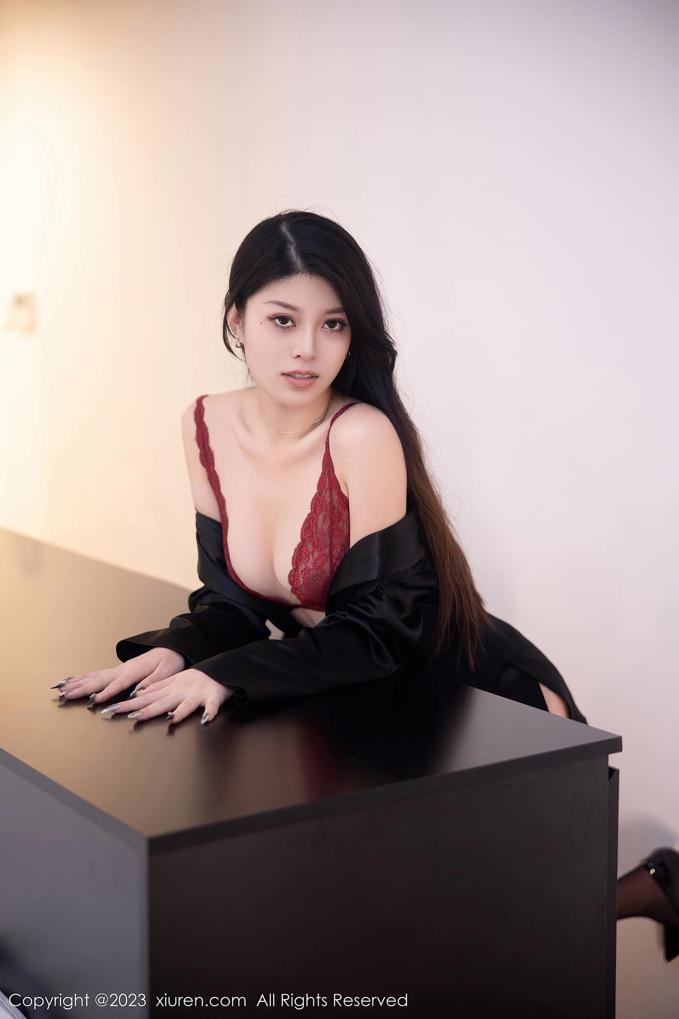 图片[26]-[Xiuren秀人网]2023.03.14 NO.6409 四月月[35+1P] – 速更版-美库