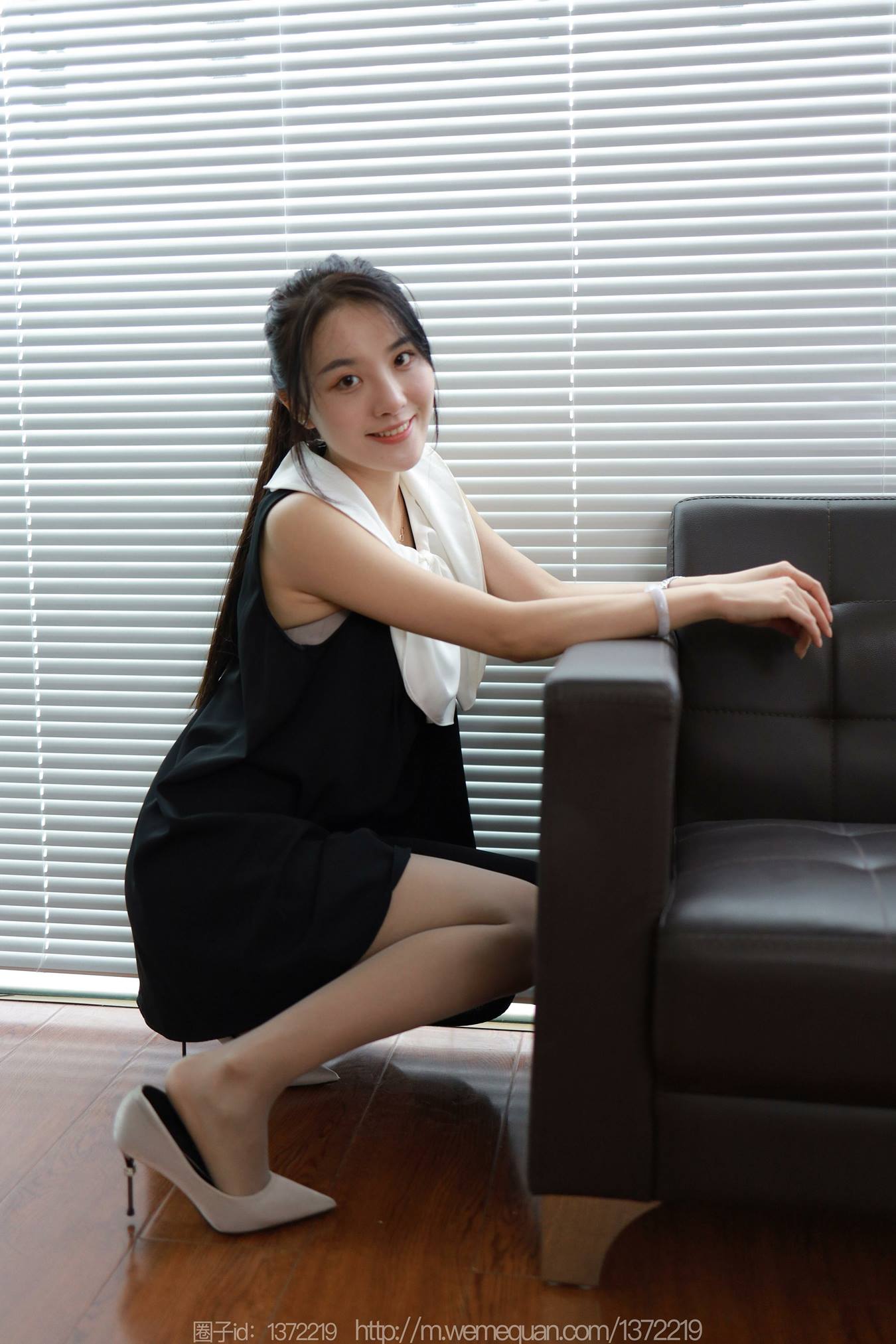 图片[49]-[IESS异思趣向] 耽丝 221213婉萍 [84P] – 速更版-美库