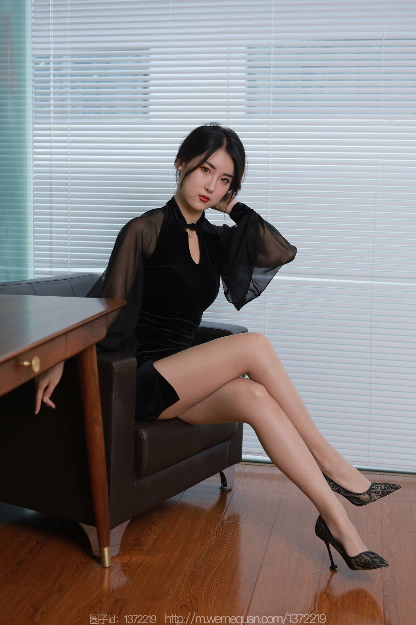 图片[83]-[IESS异思趣向] 耽丝 221214小宝 [86P] – 速更版-美库