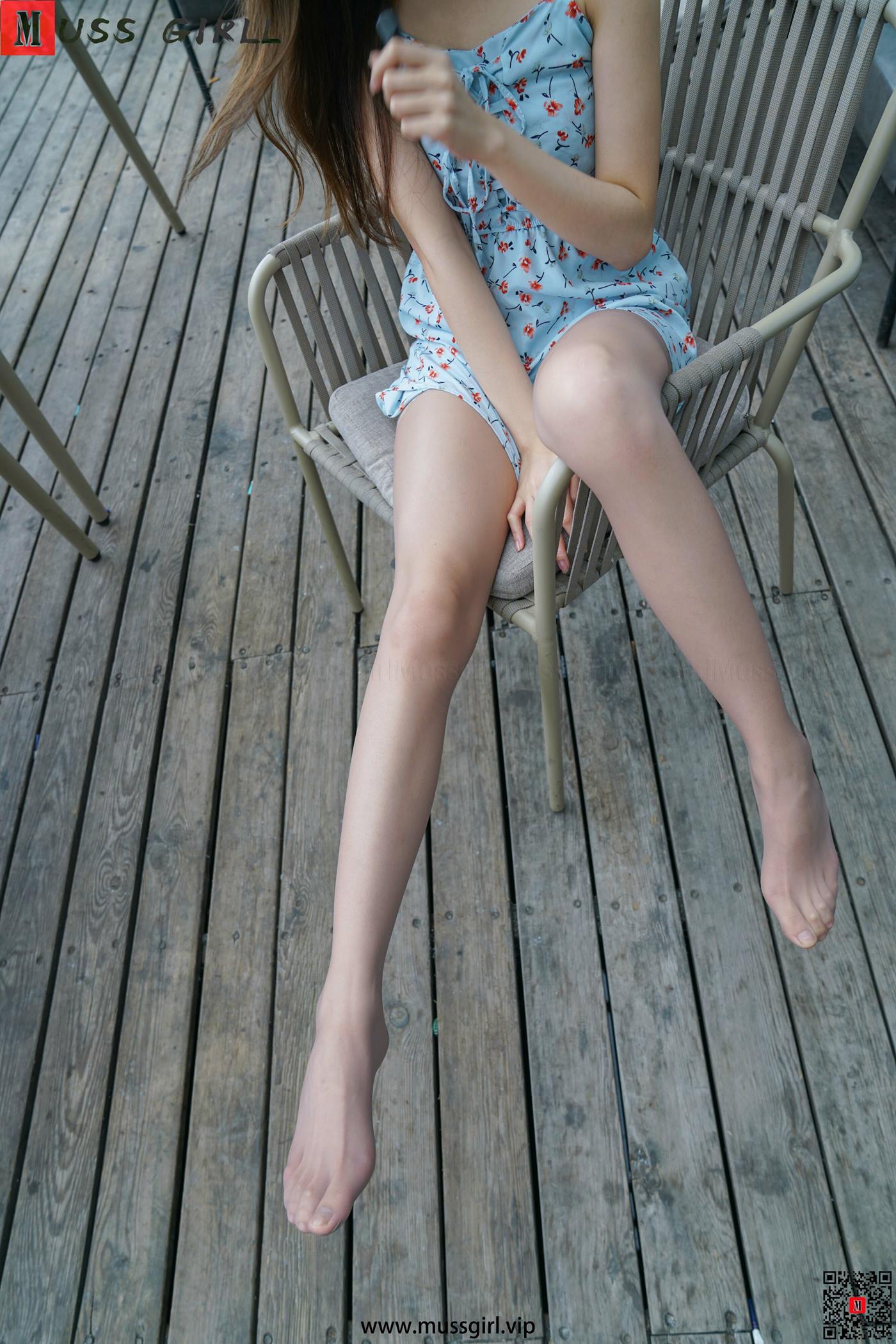 图片[23]-[MussGirl慕丝女郎]NO.444 露琪 B 蓝色碎花裙[132P] – 速更版-美库