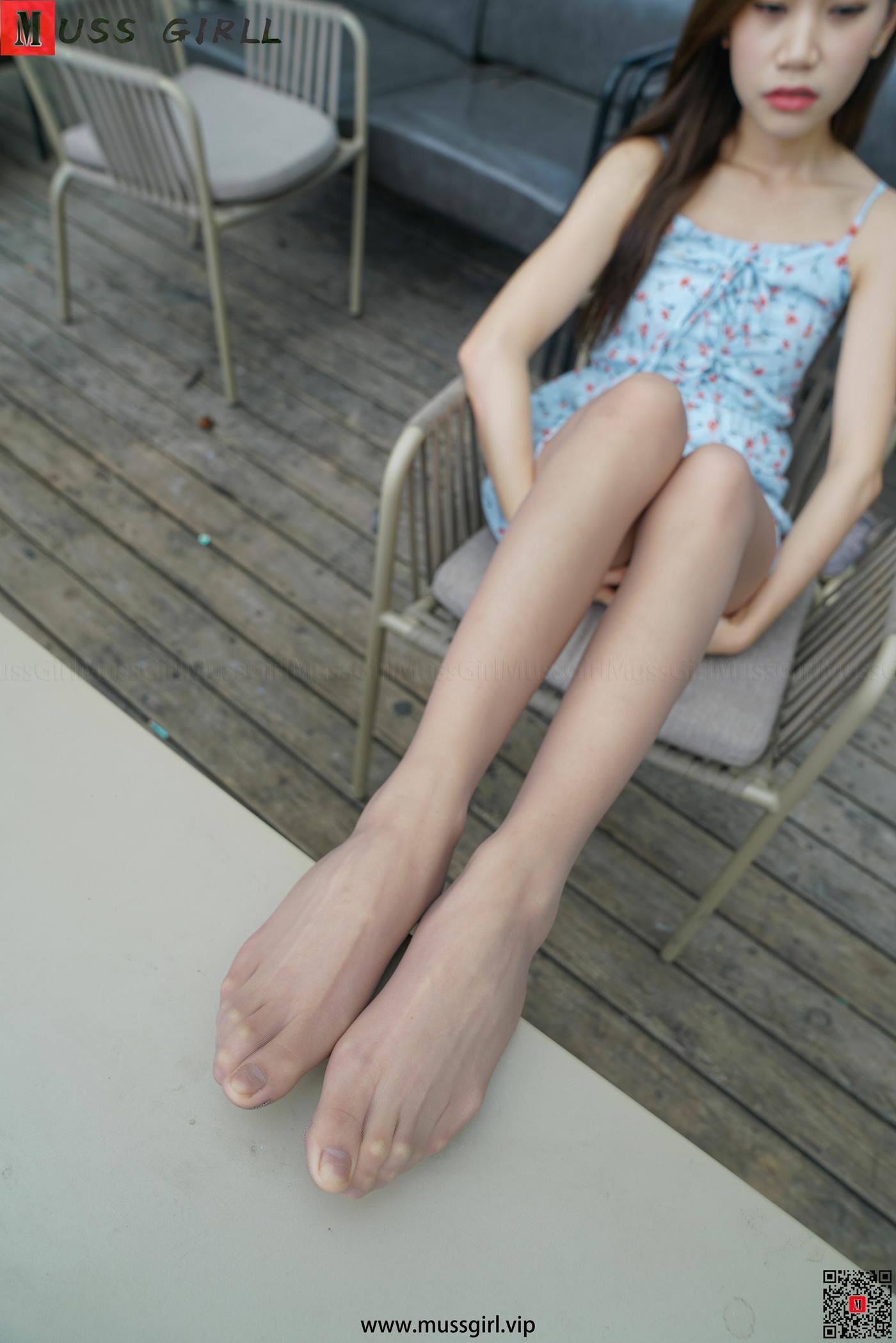 图片[39]-[MussGirl慕丝女郎]NO.444 露琪 B 蓝色碎花裙[132P] – 速更版-美库