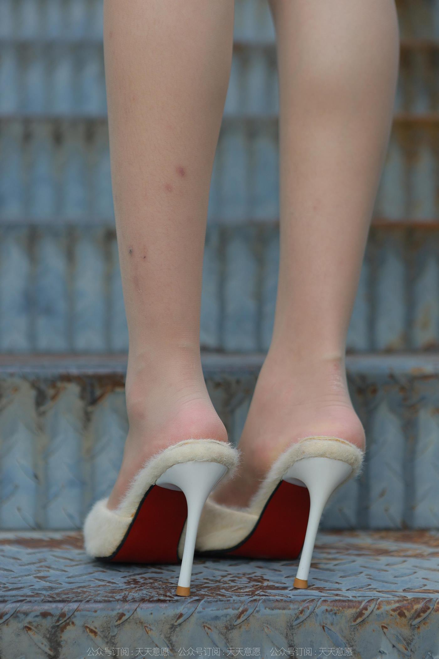 图片[17]-[IESS异思趣向]2022.09.29 丝享家1222：红龙《新人报道》[74P] – 速更版-美库