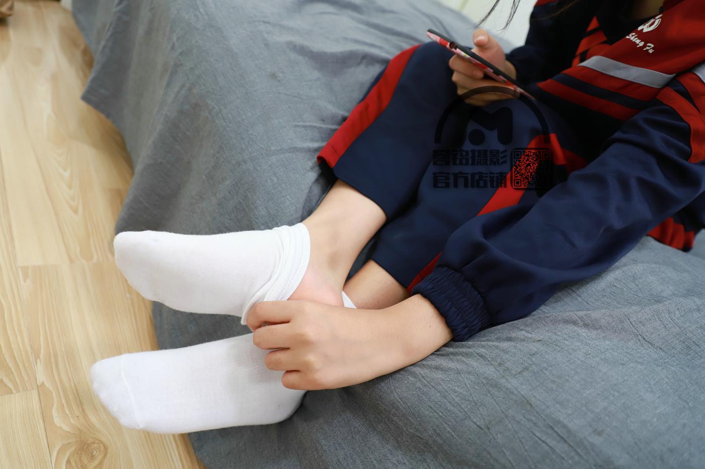 图片[40]-[誉铭传媒]袜足摄影 2020年《中秋专享作品》[75P] – 速更版-美库