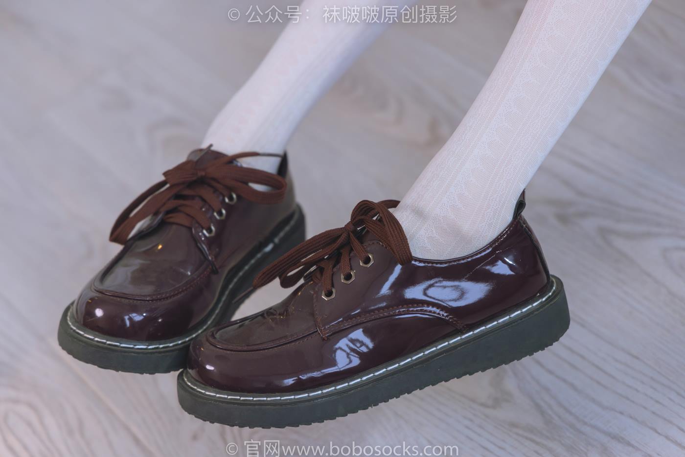 图片[32]-[BoBoSocks袜啵啵]NO.202 稚予-皮鞋、白色蕾丝丝袜、ol风[140P] – 速更版-美库