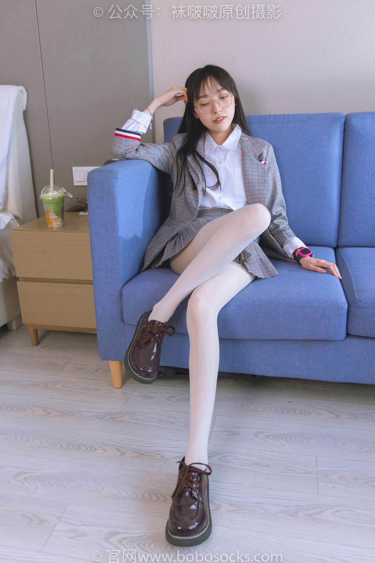 图片[37]-[BoBoSocks袜啵啵]NO.202 稚予-皮鞋、白色蕾丝丝袜、ol风[140P] – 速更版-美库