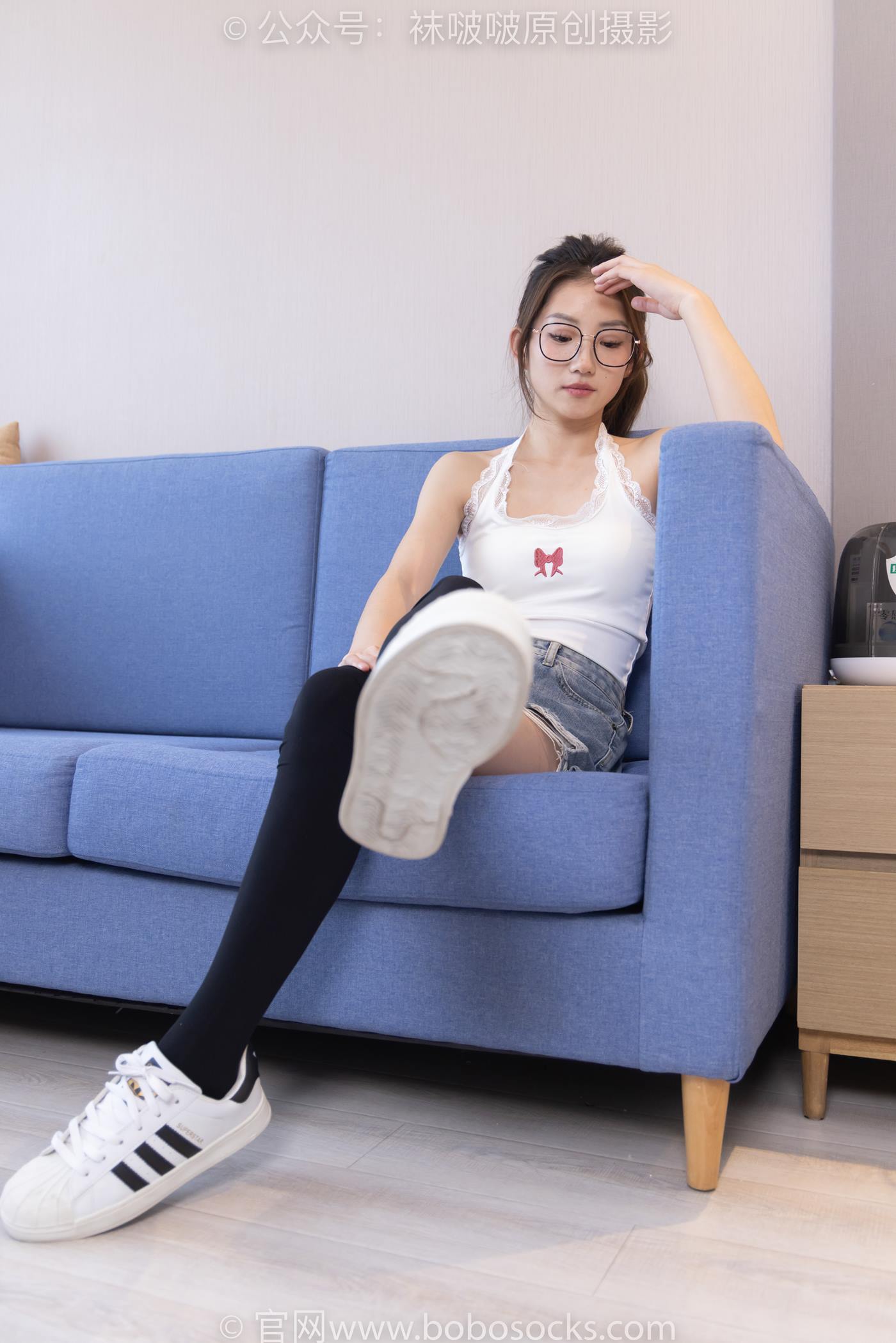 图片[52]-[BoBoSocks袜啵啵]NO.204 小沫-高跟鞋、贝壳头板鞋、白丝大腿袜、黑丝大腿袜[150P] – 速更版-美库