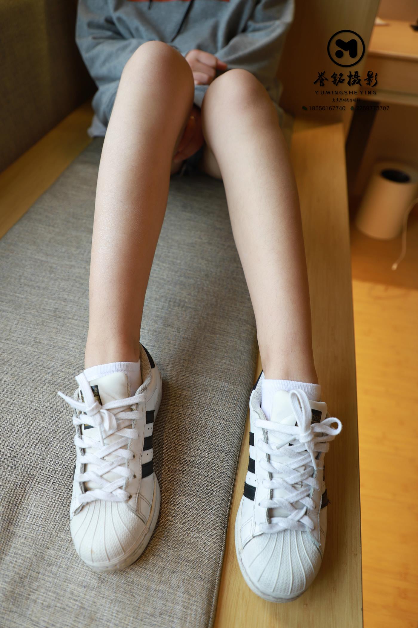 图片[31]-[誉铭传媒]袜足摄影 2020年《01.25 定制作品》[100P] – 速更版-美库