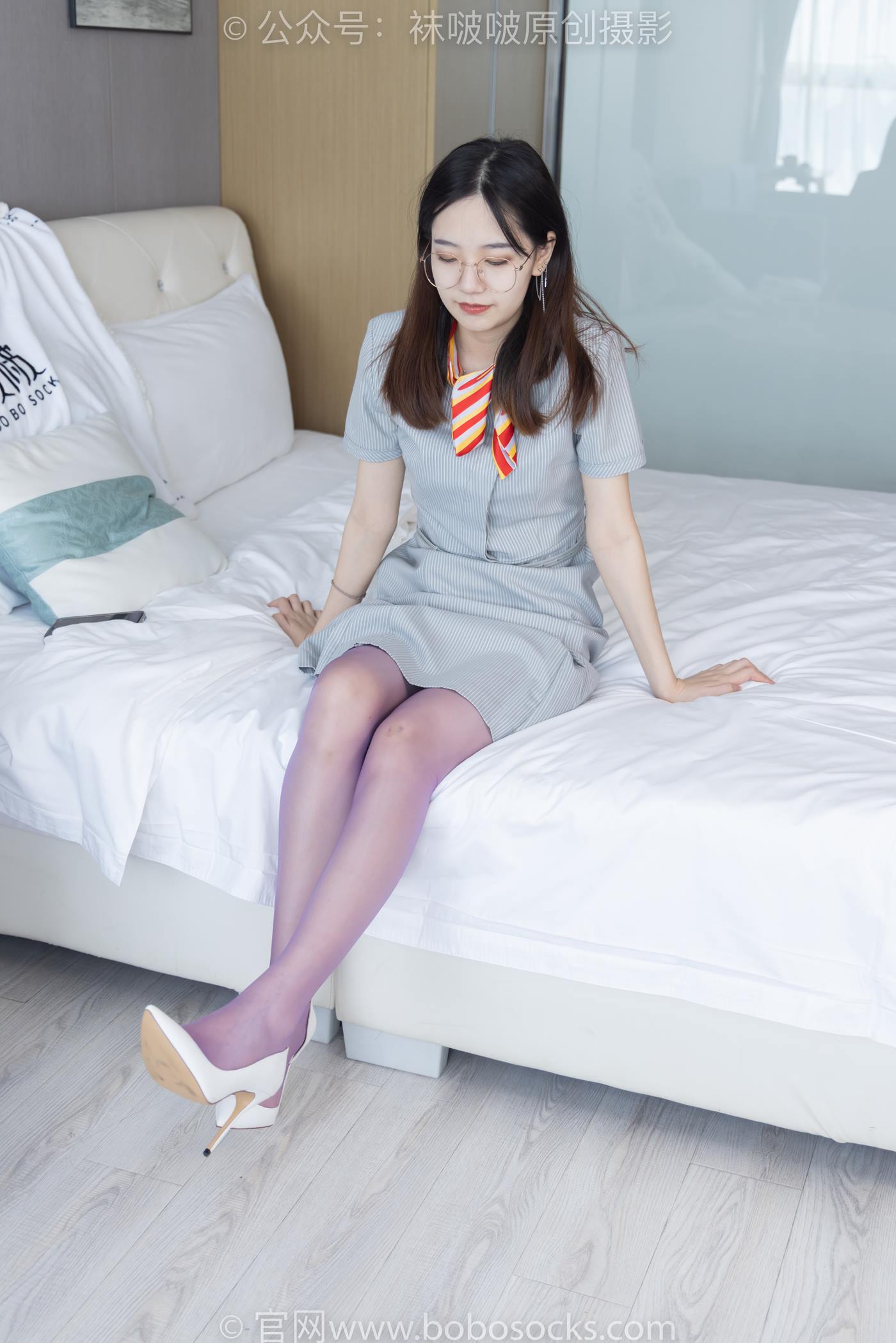 图片[11]-[BoBoSocks袜啵啵]NO.205 小甜豆-白色高跟鞋、紫色油亮丝袜[140P] – 速更版-美库