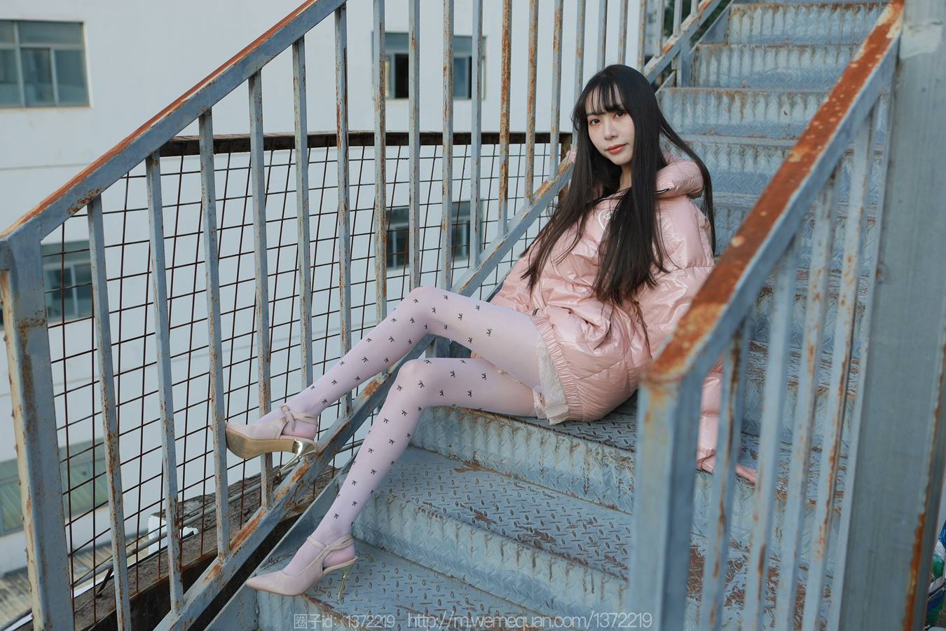 图片[10]-[IESS异思趣向] 耽丝 221223团团 [84P] – 速更版-美库