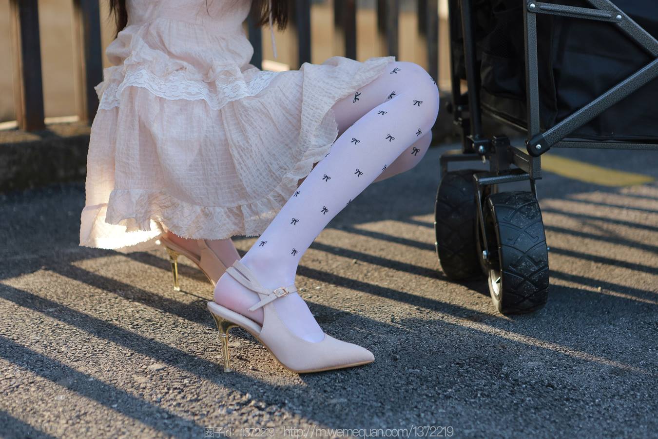 图片[74]-[IESS异思趣向] 耽丝 221223团团 [84P] – 速更版-美库