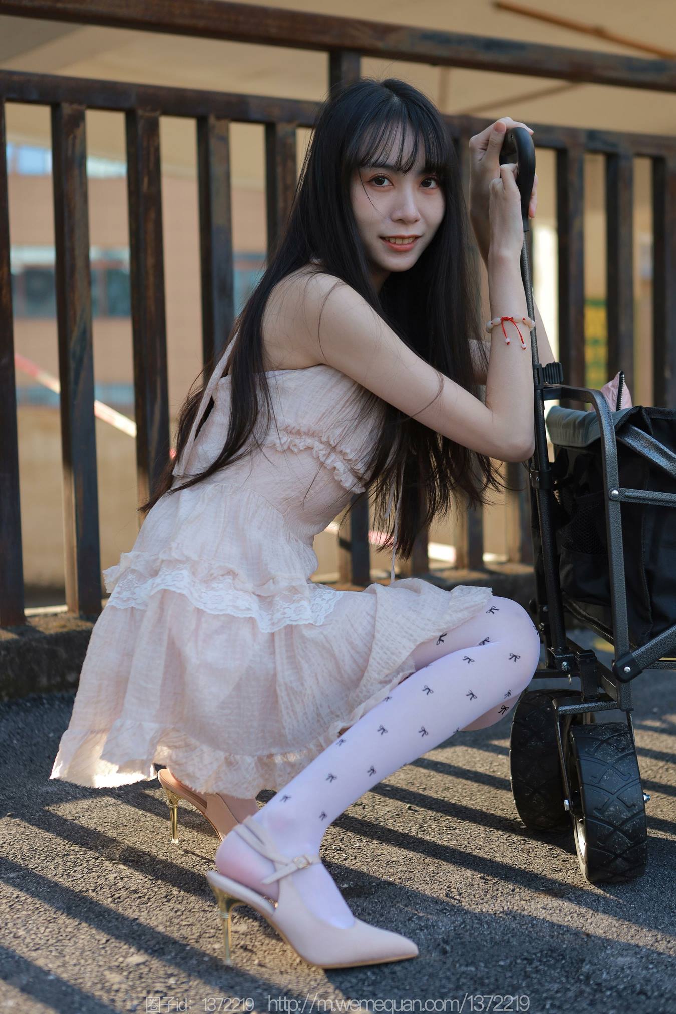 图片[76]-[IESS异思趣向] 耽丝 221223团团 [84P] – 速更版-美库