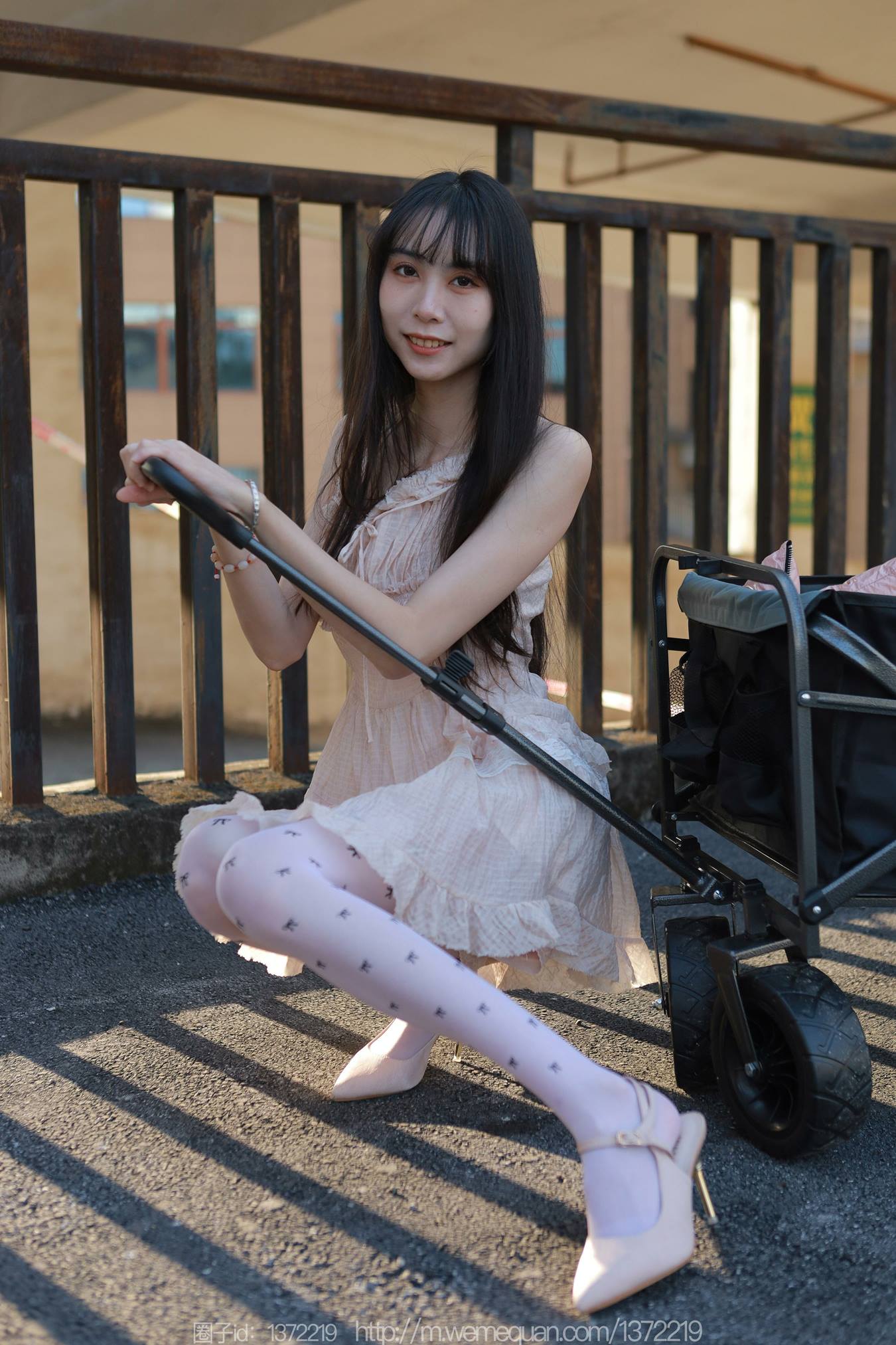 图片[77]-[IESS异思趣向] 耽丝 221223团团 [84P] – 速更版-美库