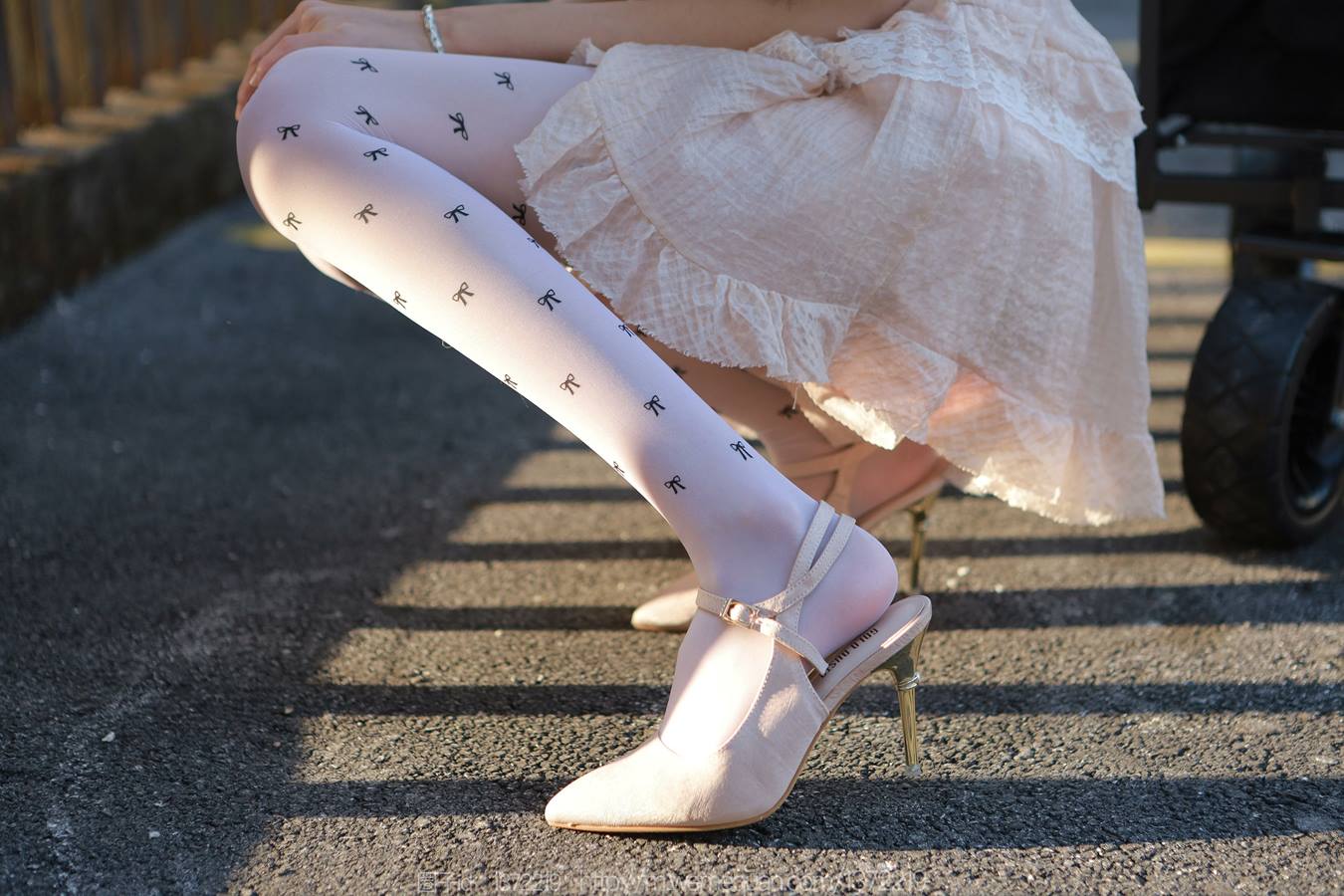 图片[81]-[IESS异思趣向] 耽丝 221223团团 [84P] – 速更版-美库