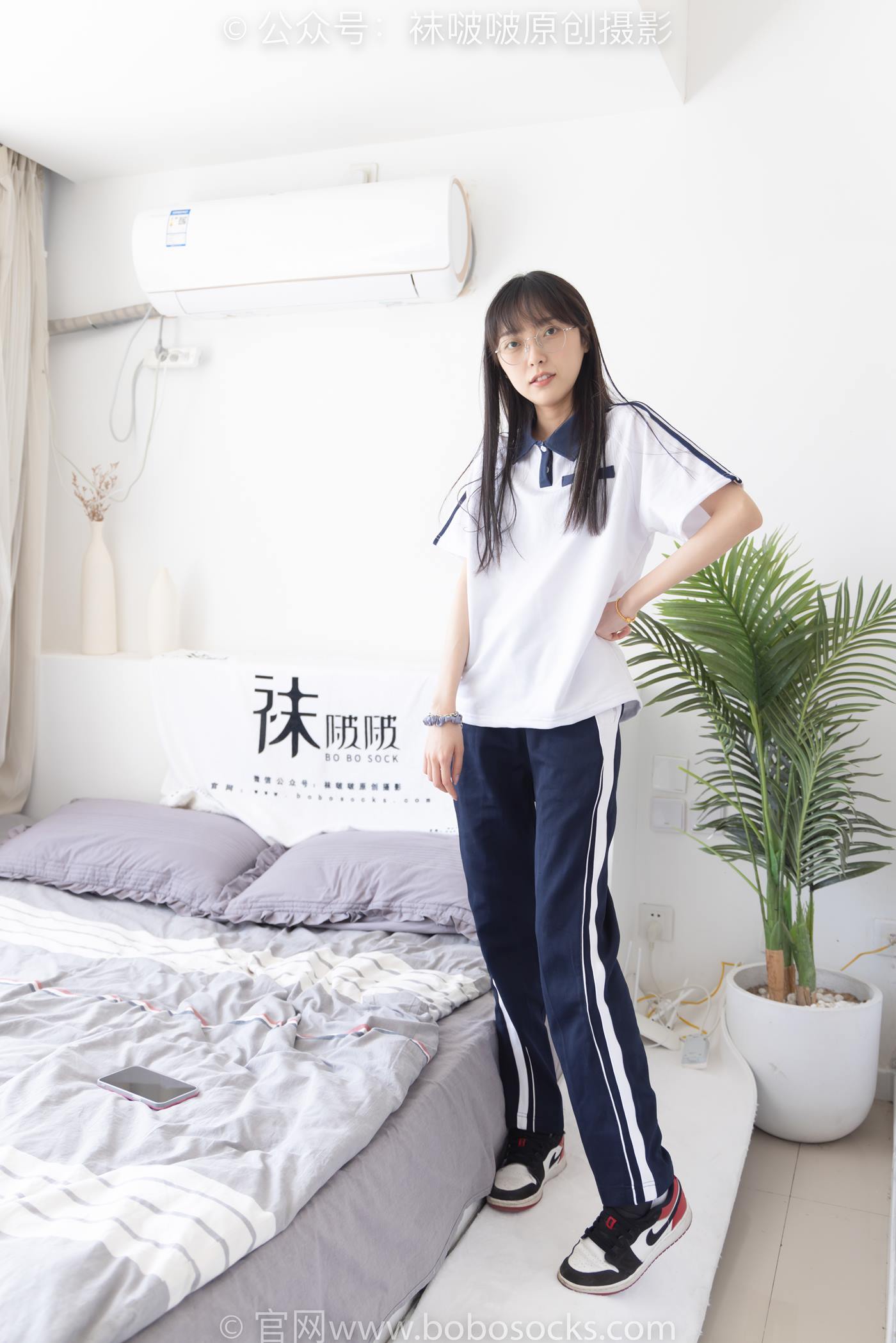 图片[21]-[BoBoSocks袜啵啵]NO.207 稚予-aj板鞋、白棉袜、油亮白丝、校服裤里丝[140P] – 速更版-美库