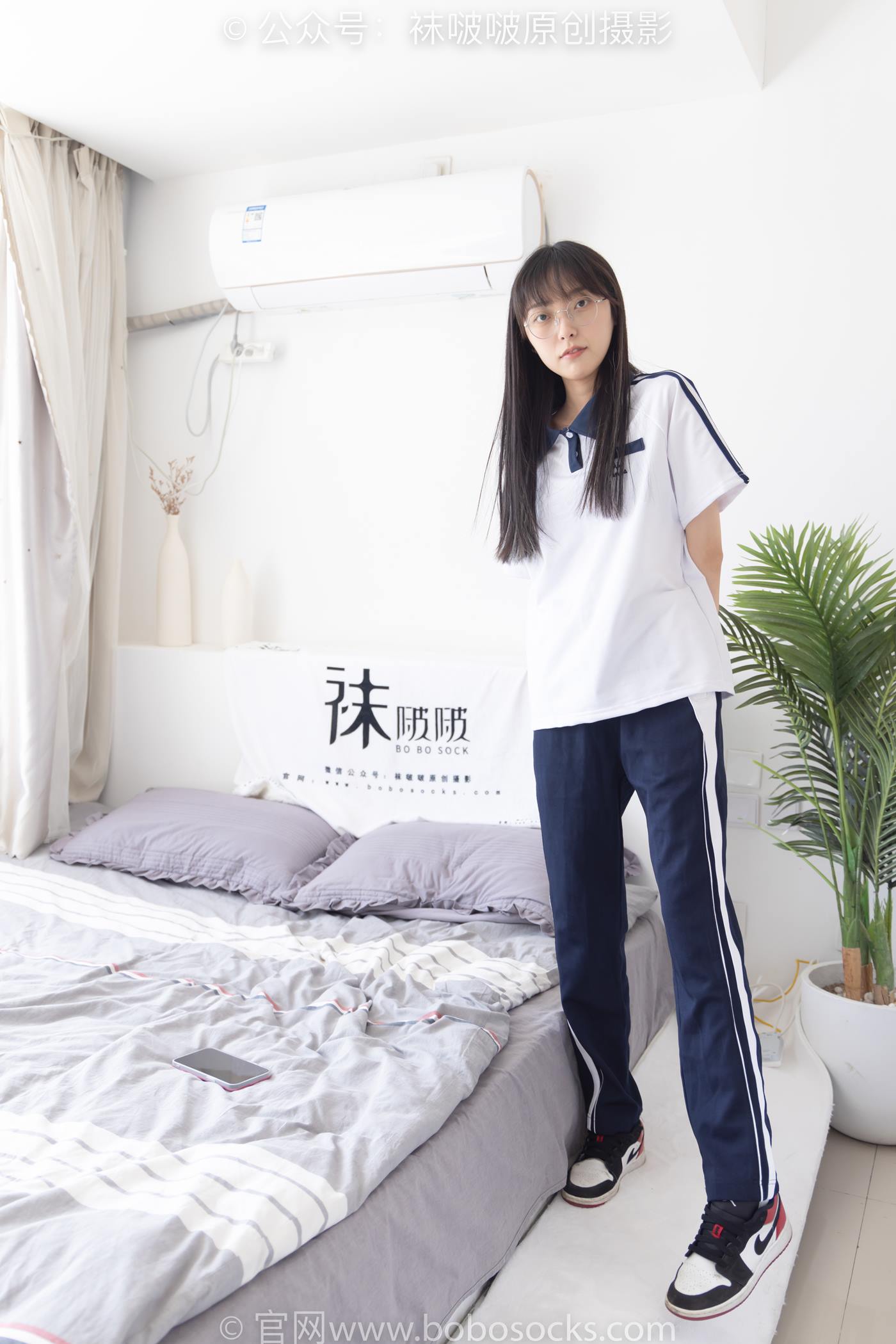 图片[22]-[BoBoSocks袜啵啵]NO.207 稚予-aj板鞋、白棉袜、油亮白丝、校服裤里丝[140P] – 速更版-美库