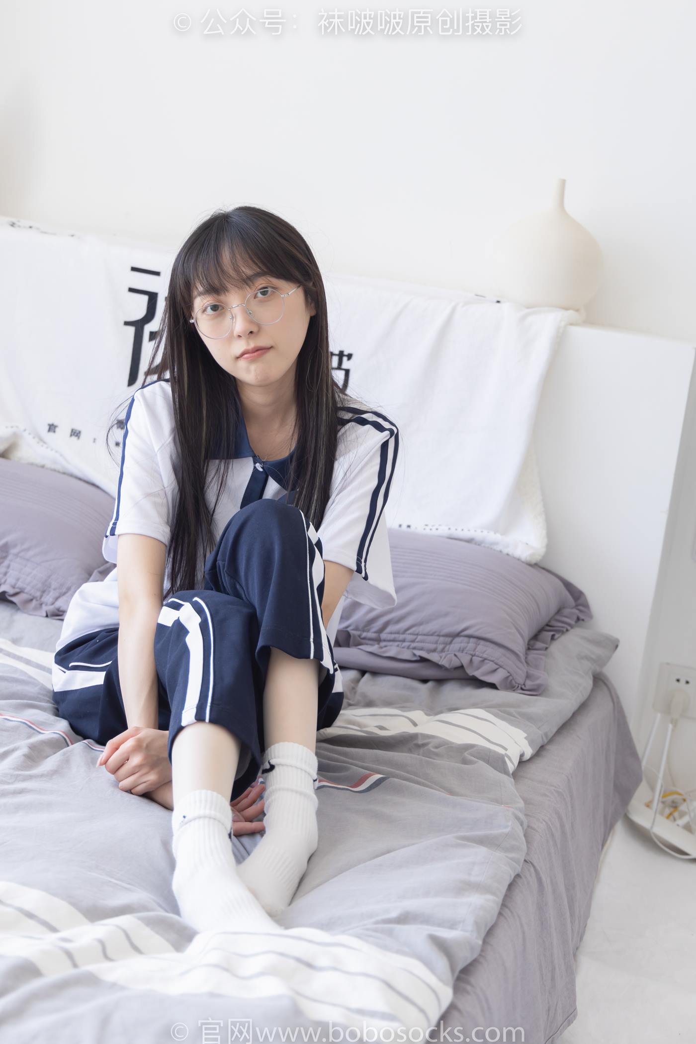 图片[49]-[BoBoSocks袜啵啵]NO.207 稚予-aj板鞋、白棉袜、油亮白丝、校服裤里丝[140P] – 速更版-美库