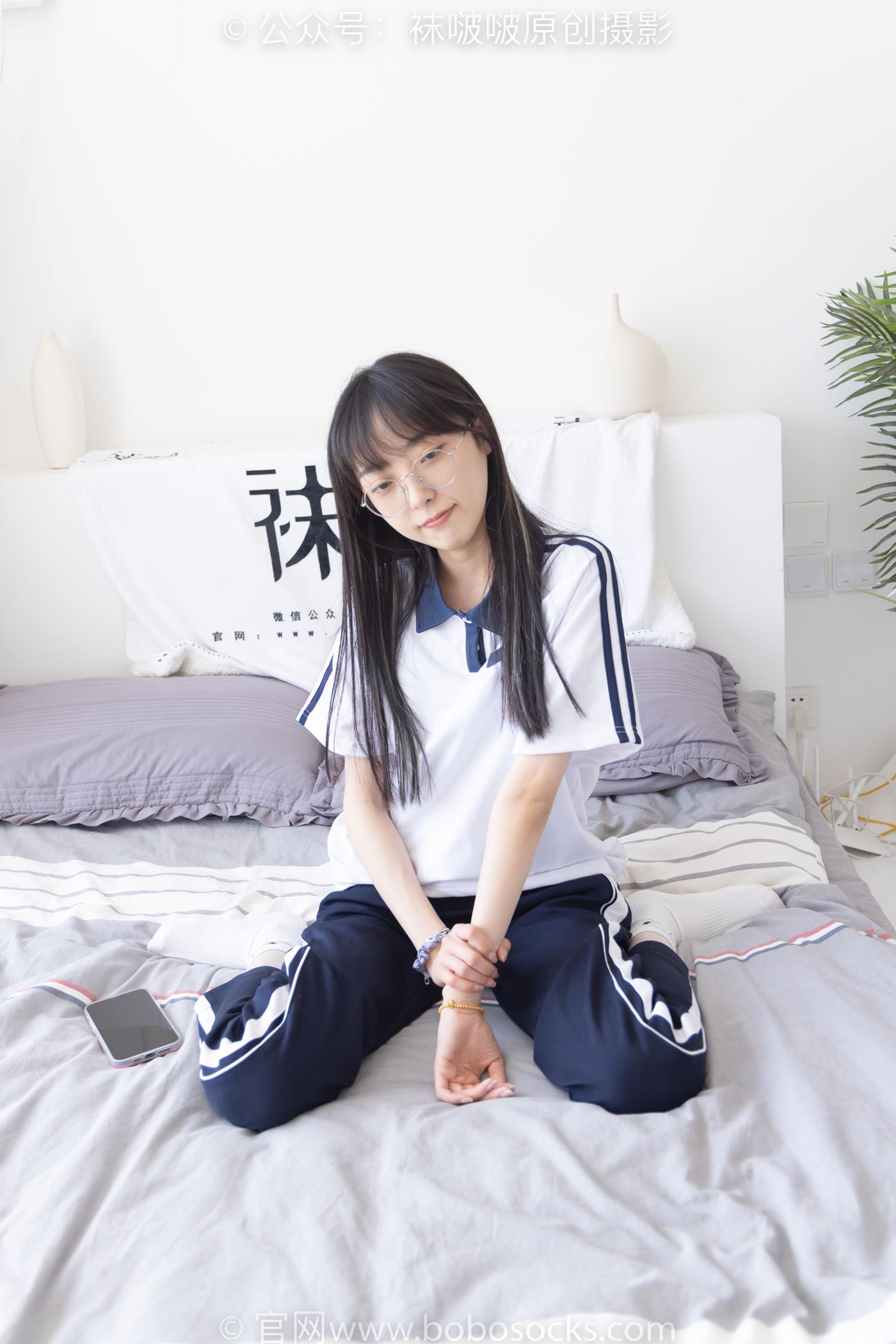 图片[56]-[BoBoSocks袜啵啵]NO.207 稚予-aj板鞋、白棉袜、油亮白丝、校服裤里丝[140P] – 速更版-美库