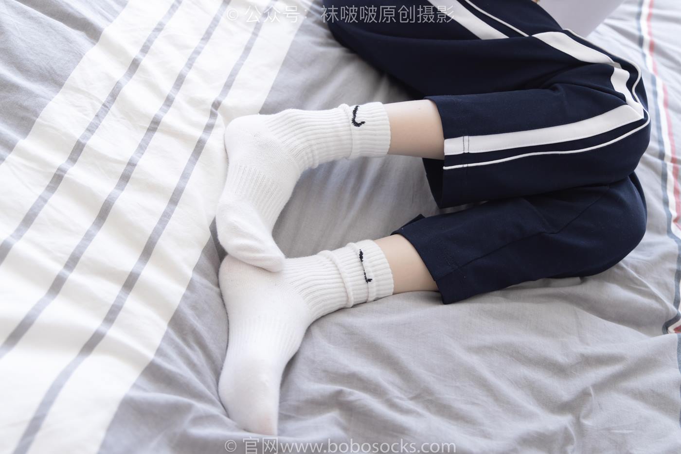 图片[70]-[BoBoSocks袜啵啵]NO.207 稚予-aj板鞋、白棉袜、油亮白丝、校服裤里丝[140P] – 速更版-美库