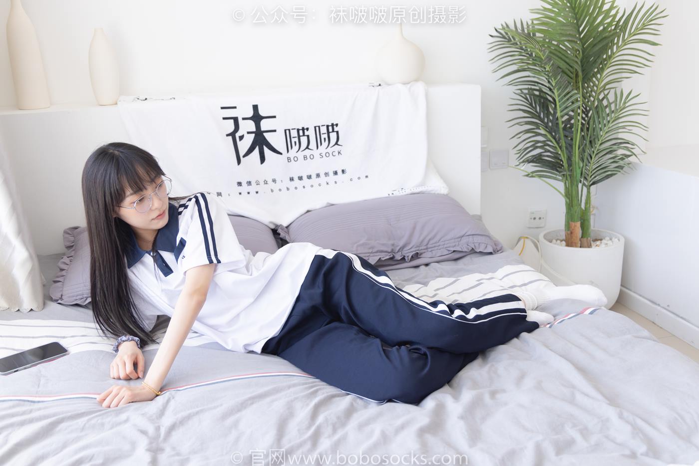 图片[74]-[BoBoSocks袜啵啵]NO.207 稚予-aj板鞋、白棉袜、油亮白丝、校服裤里丝[140P] – 速更版-美库