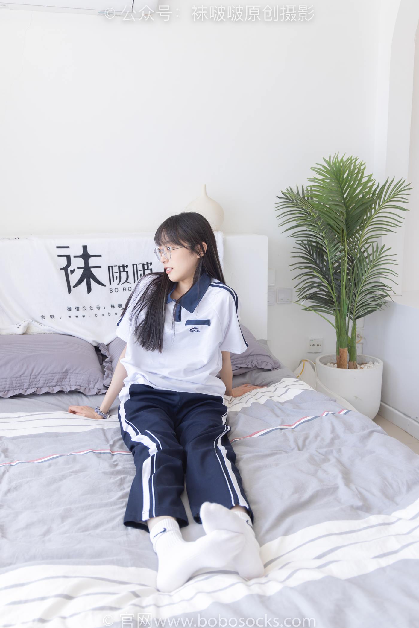 图片[77]-[BoBoSocks袜啵啵]NO.207 稚予-aj板鞋、白棉袜、油亮白丝、校服裤里丝[140P] – 速更版-美库
