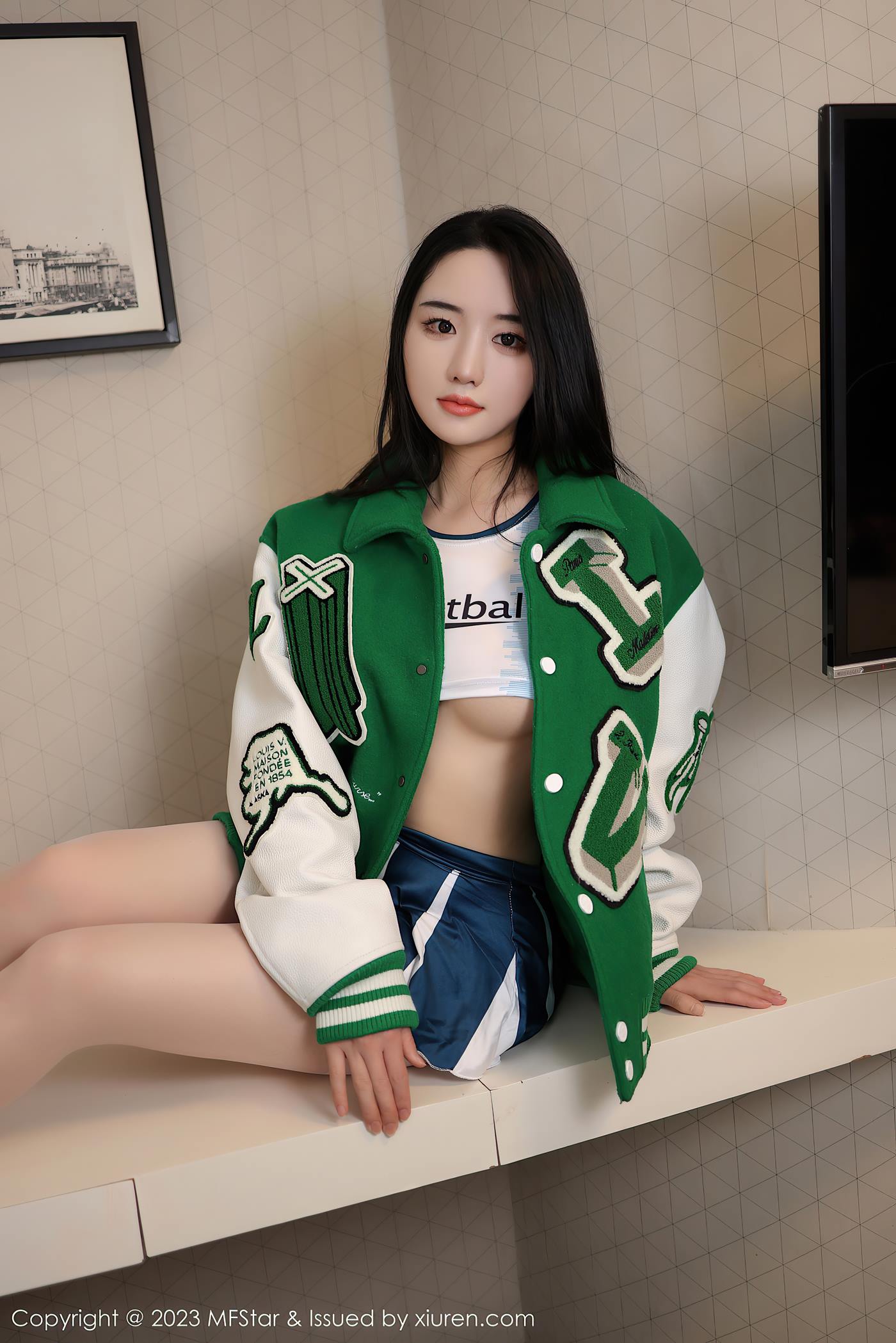 图片[18]-[MFStar模范学院] 2023.04.03 VOL.602 汐汐爱吃草莓 丝袜美臀[20P] – 速更版-美库