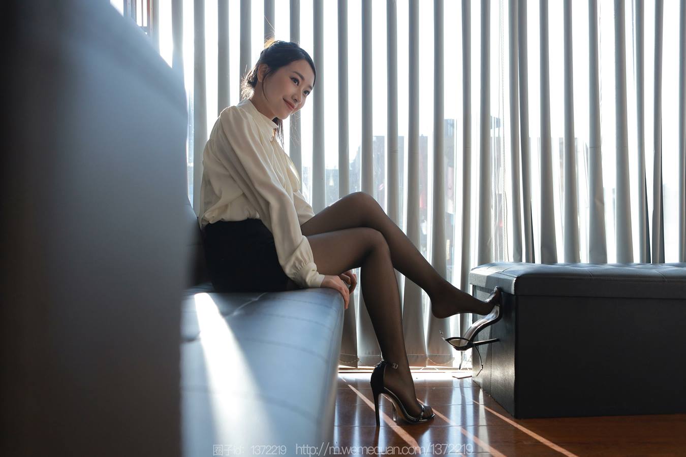 图片[21]-[IESS异思趣向] 耽丝 221225小婕 [83P] – 速更版-美库