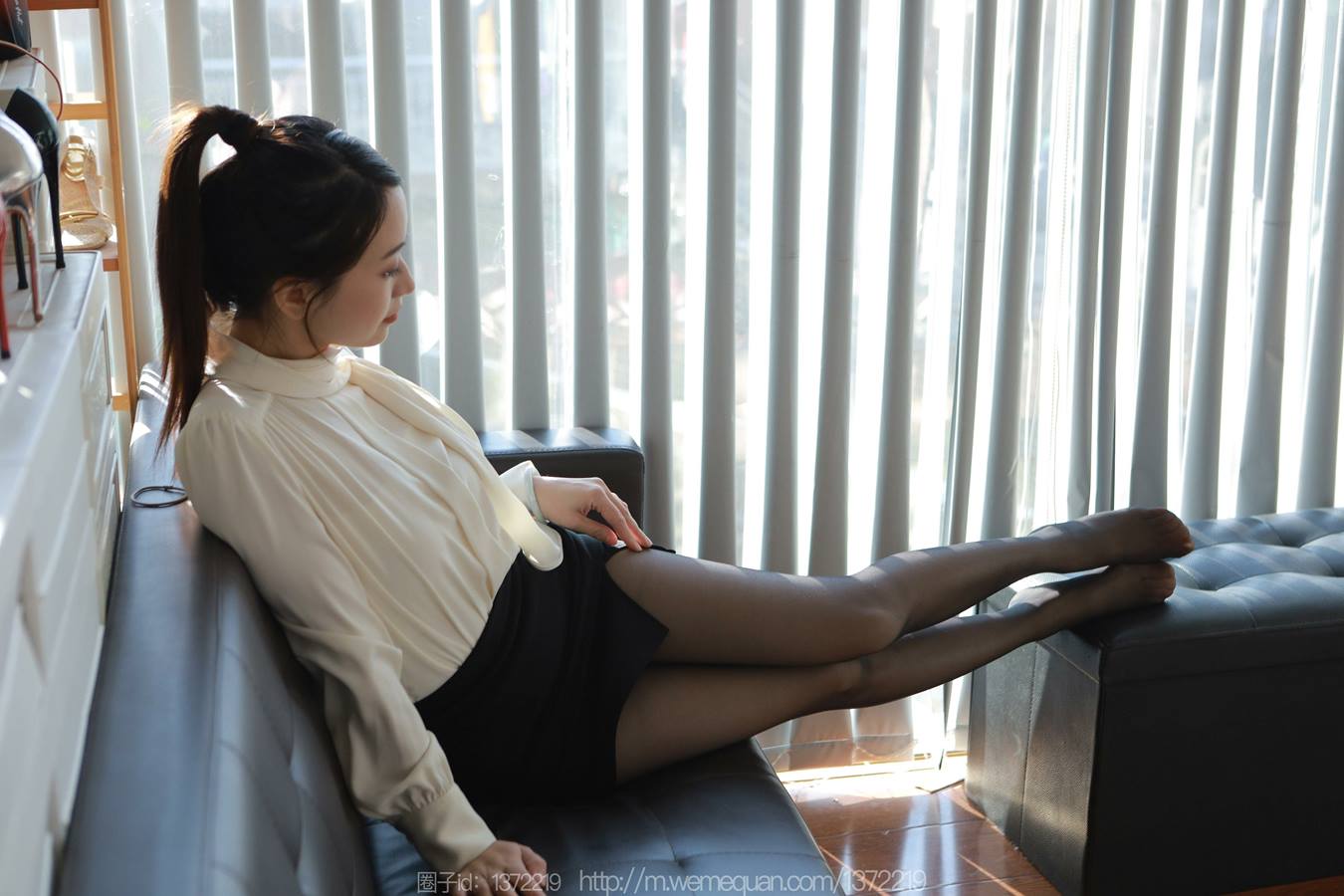 图片[50]-[IESS异思趣向] 耽丝 221225小婕 [83P] – 速更版-美库