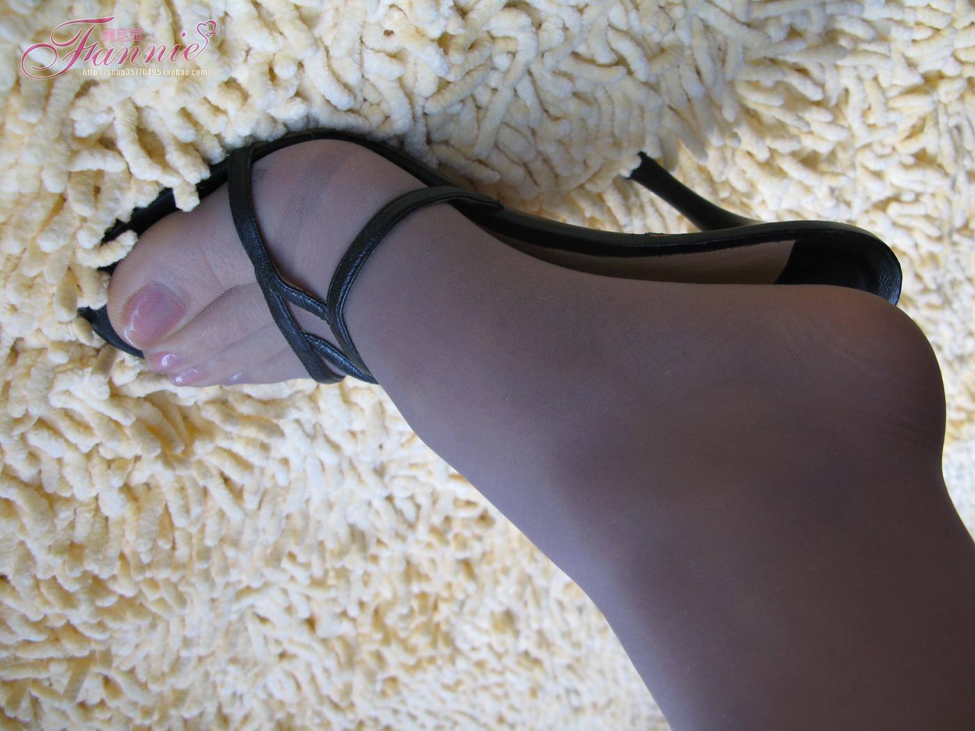 图片[36]-Fannie芬妮美足园 No.002 2008圣诞快乐（高跟丝族）[58P] – 速更版-美库