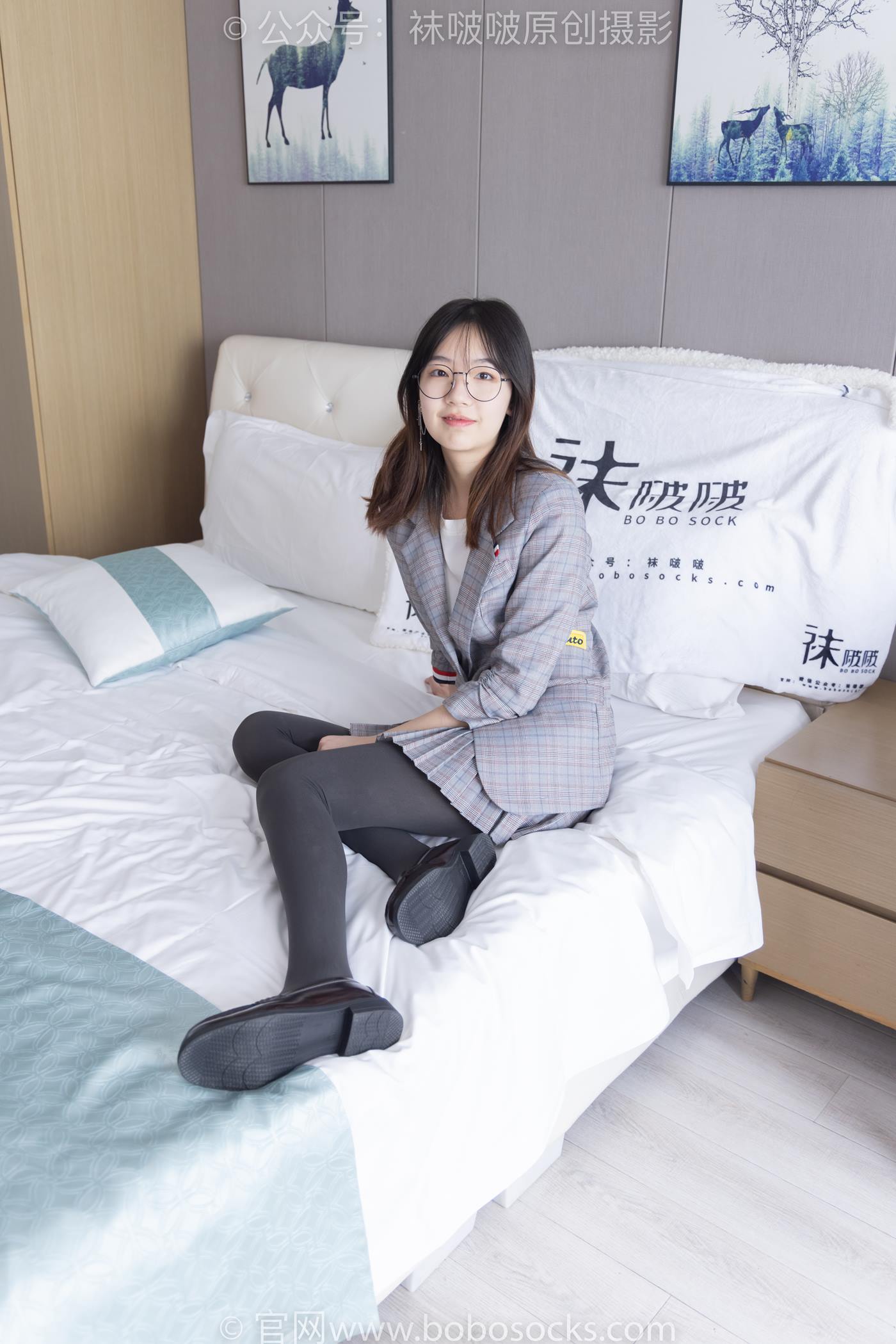 图片[40]-[BoBoSocks袜啵啵]NO.210 小甜豆-皮鞋、厚灰丝、ol装[140P] – 速更版-美库