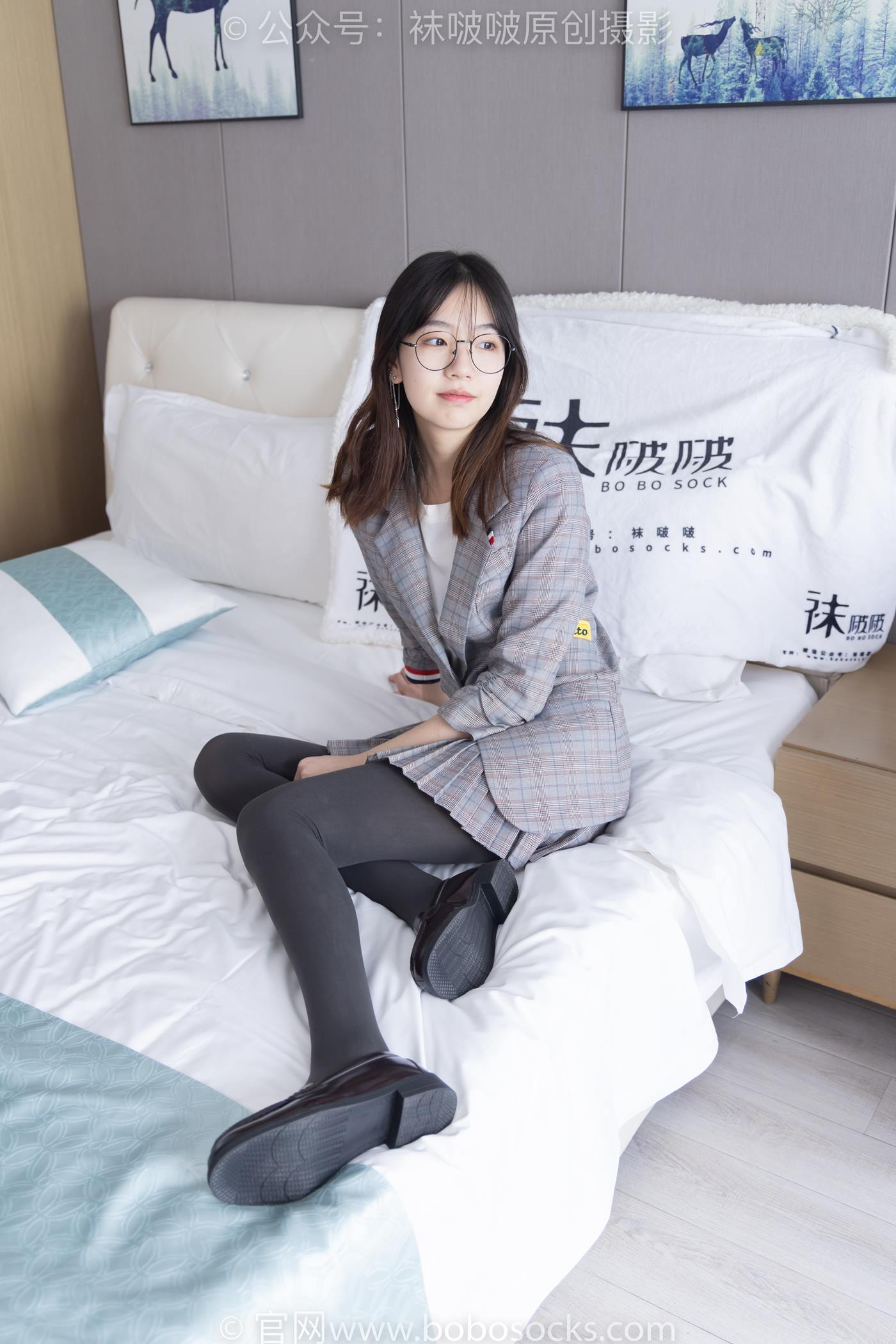 图片[41]-[BoBoSocks袜啵啵]NO.210 小甜豆-皮鞋、厚灰丝、ol装[140P] – 速更版-美库