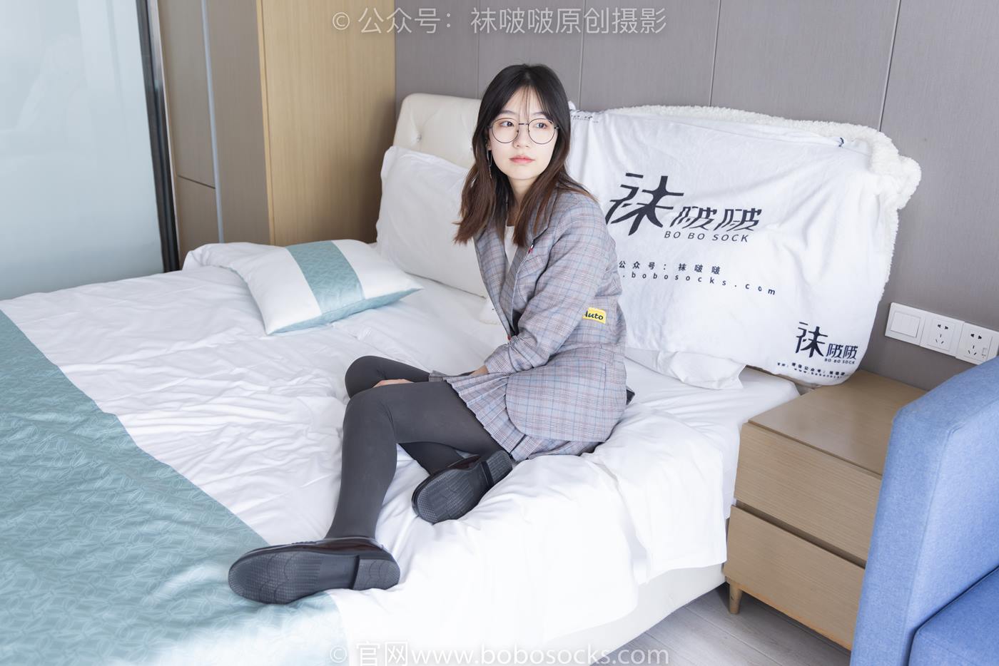 图片[43]-[BoBoSocks袜啵啵]NO.210 小甜豆-皮鞋、厚灰丝、ol装[140P] – 速更版-美库