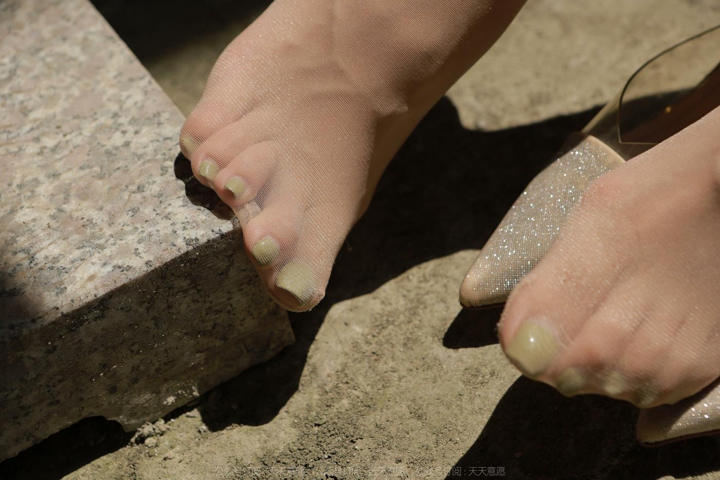 图片[57]-[IESS异思趣向] 2022.10.10 丝享家1233：美子《阳光普照》[72P] – 速更版-美库