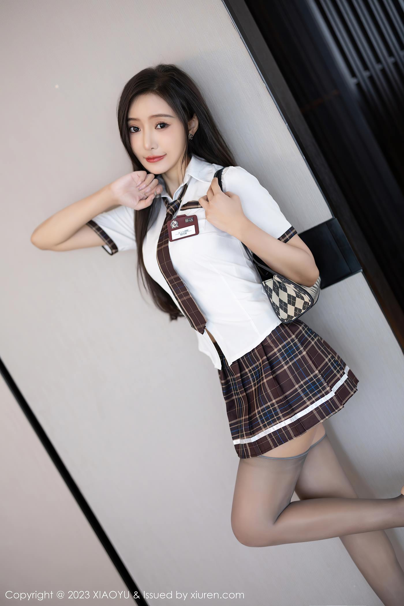 图片[41]-[XIAOYU语画界] 2023.04.06 VOL.1001 王馨瑶yanni 制服美腿[46P] – 速更版-美库