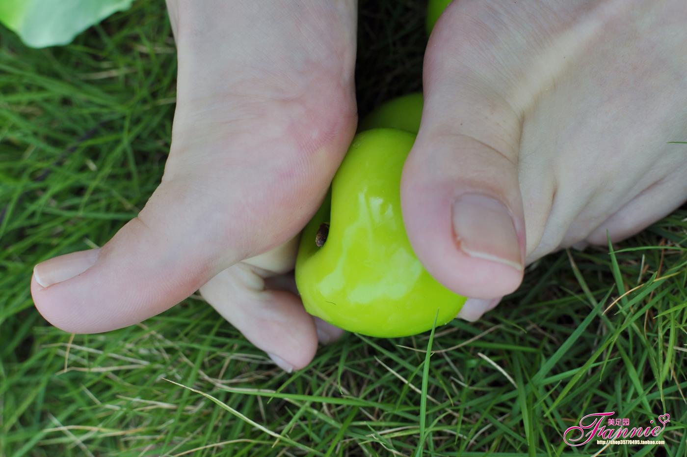 图片[15]-Fannie芬妮美足园 008 2010中秋快乐（上）[61P] – 速更版-美库