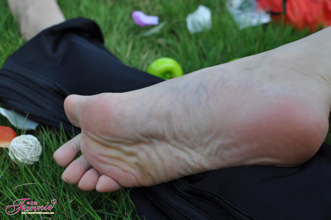 图片[30]-Fannie芬妮美足园 008 2010中秋快乐（上）[61P] – 速更版-美库